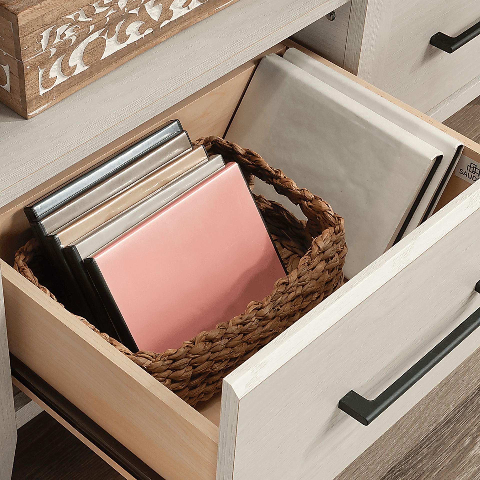 Alpweg Gray Credenza - Image 4