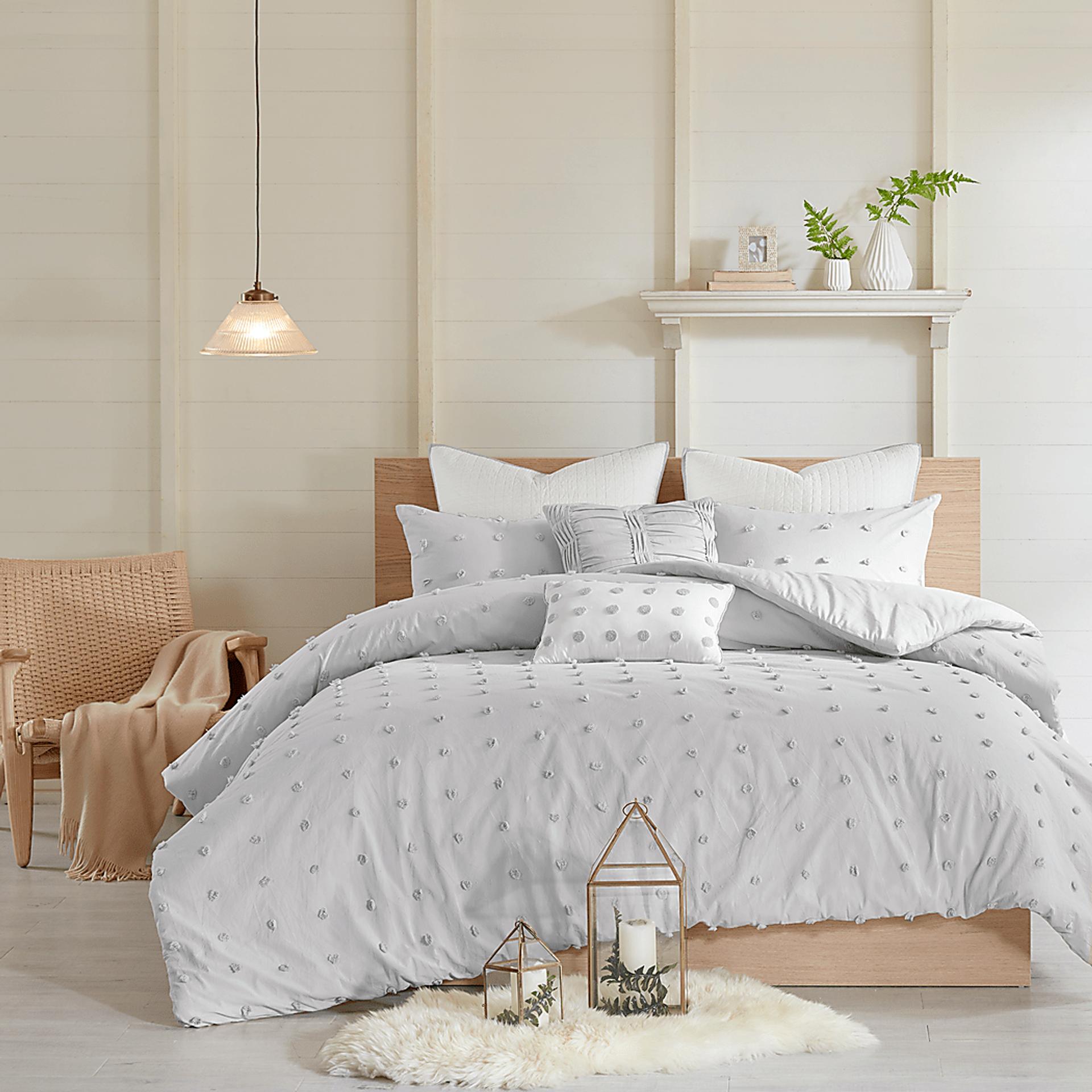 Alreem Gray 7 Pc Queen Duvet Cover Set