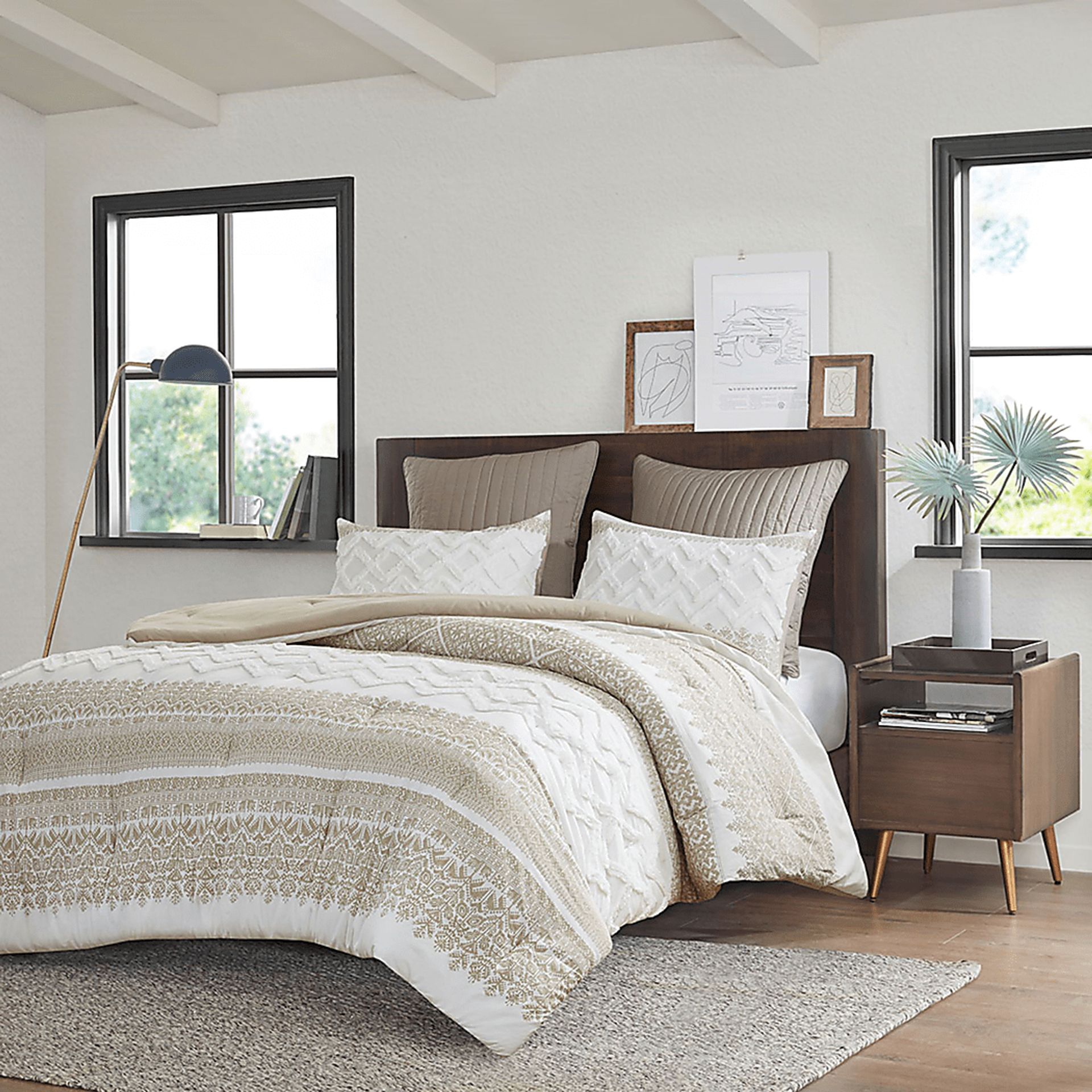Alren Beige King/Cal 3 pc Comforter Set - Image 3