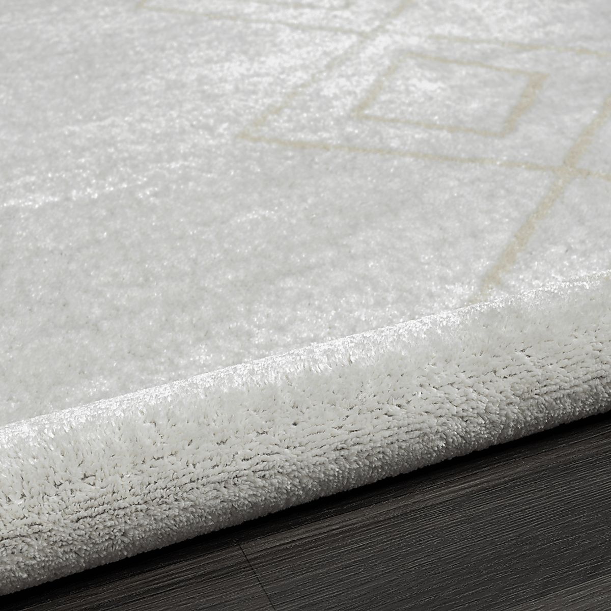 Altaridge Cream Beige Rugs | Rooms to Go