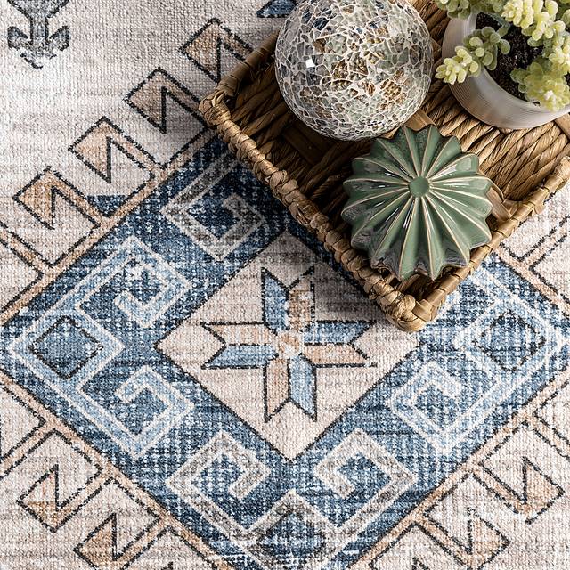 Amade Blue 8' x 10' Rug - Thumbnail - Image 6