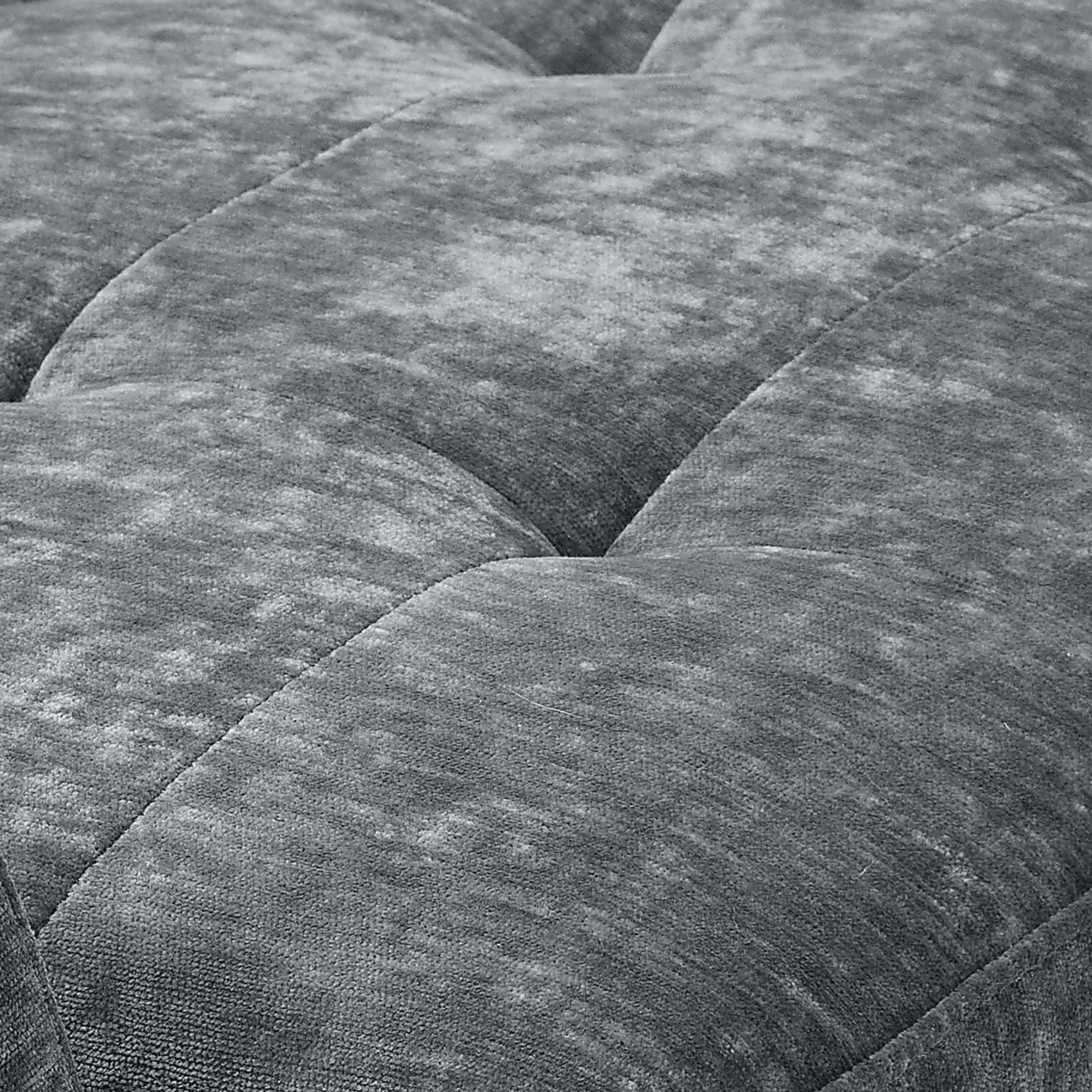 Amalea Gray Accent Bench - Image 4
