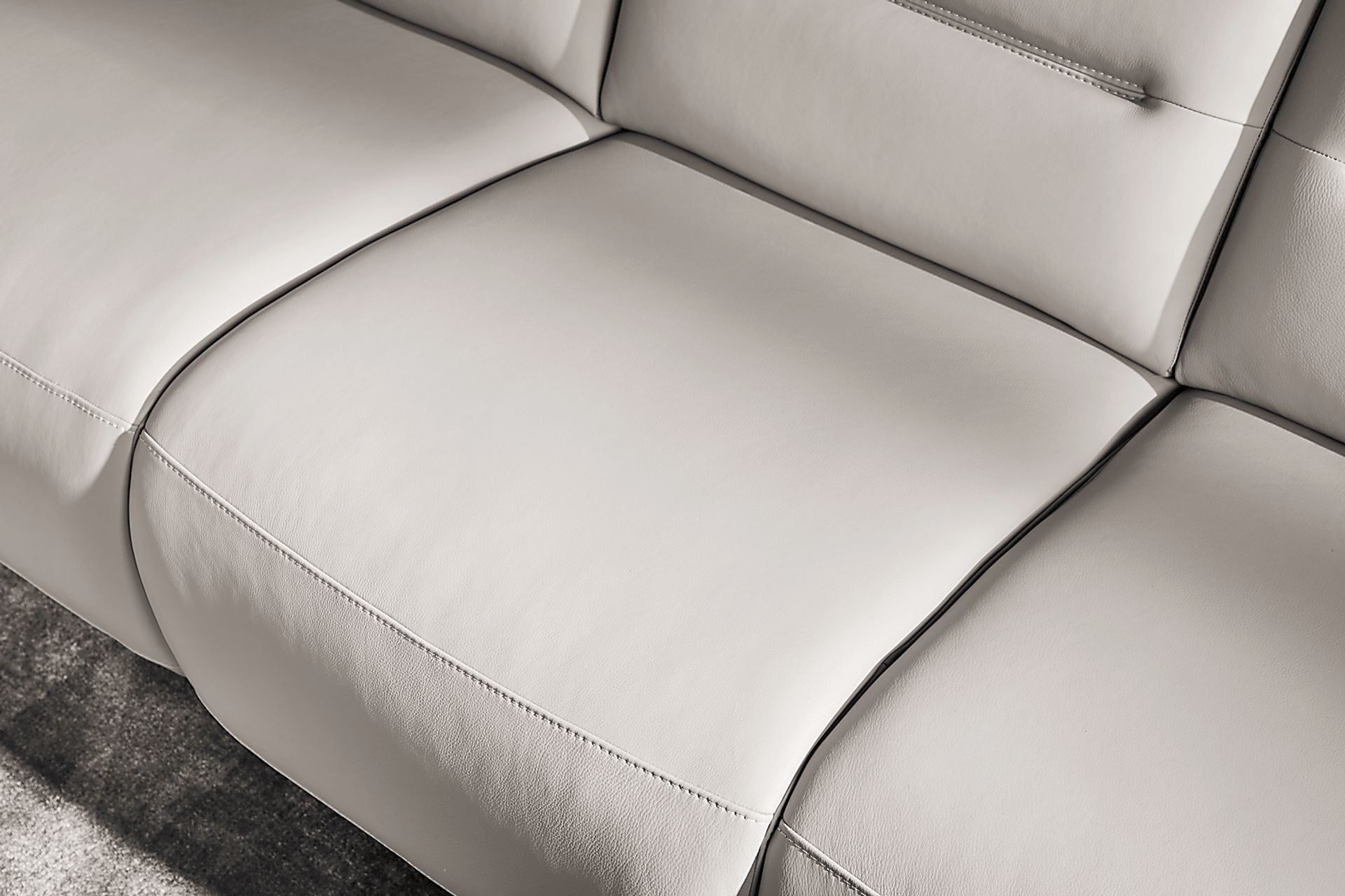 Amalfi Gray Leather Dual Power Reclining Sofa - Image 6