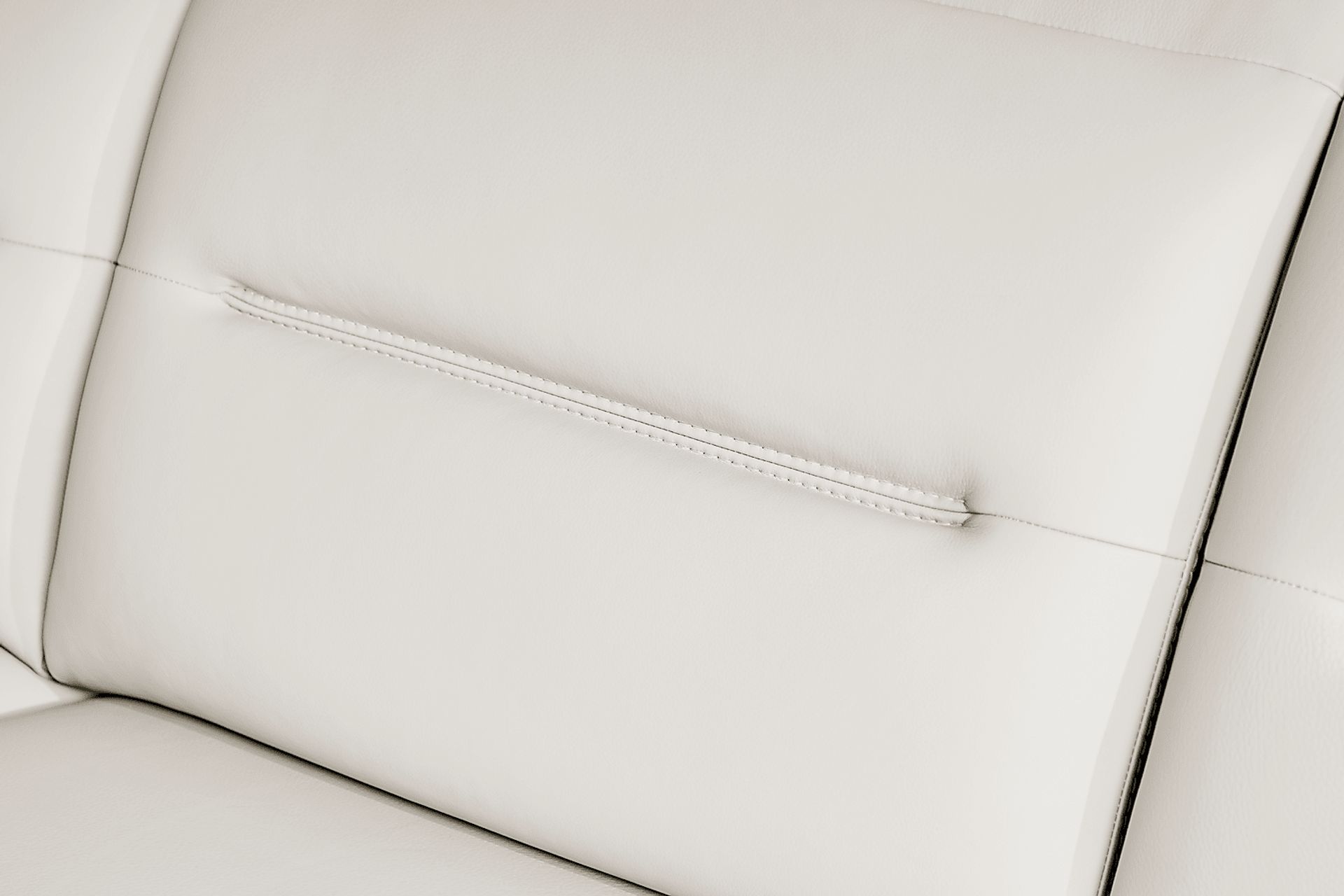 Amalfi White Leather 9 Pc Living Room with Dual Power Reclining Sofa - Image 6