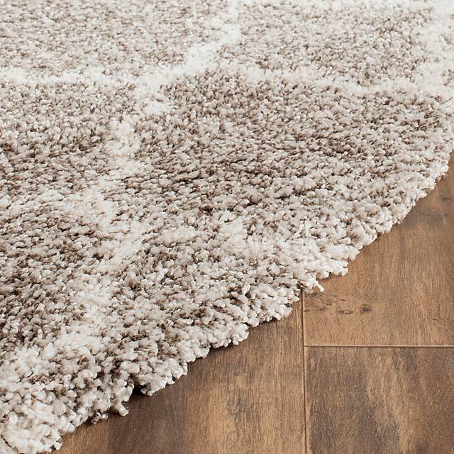 Amalia Gray 8' Round Rug - Thumbnail - Image 3