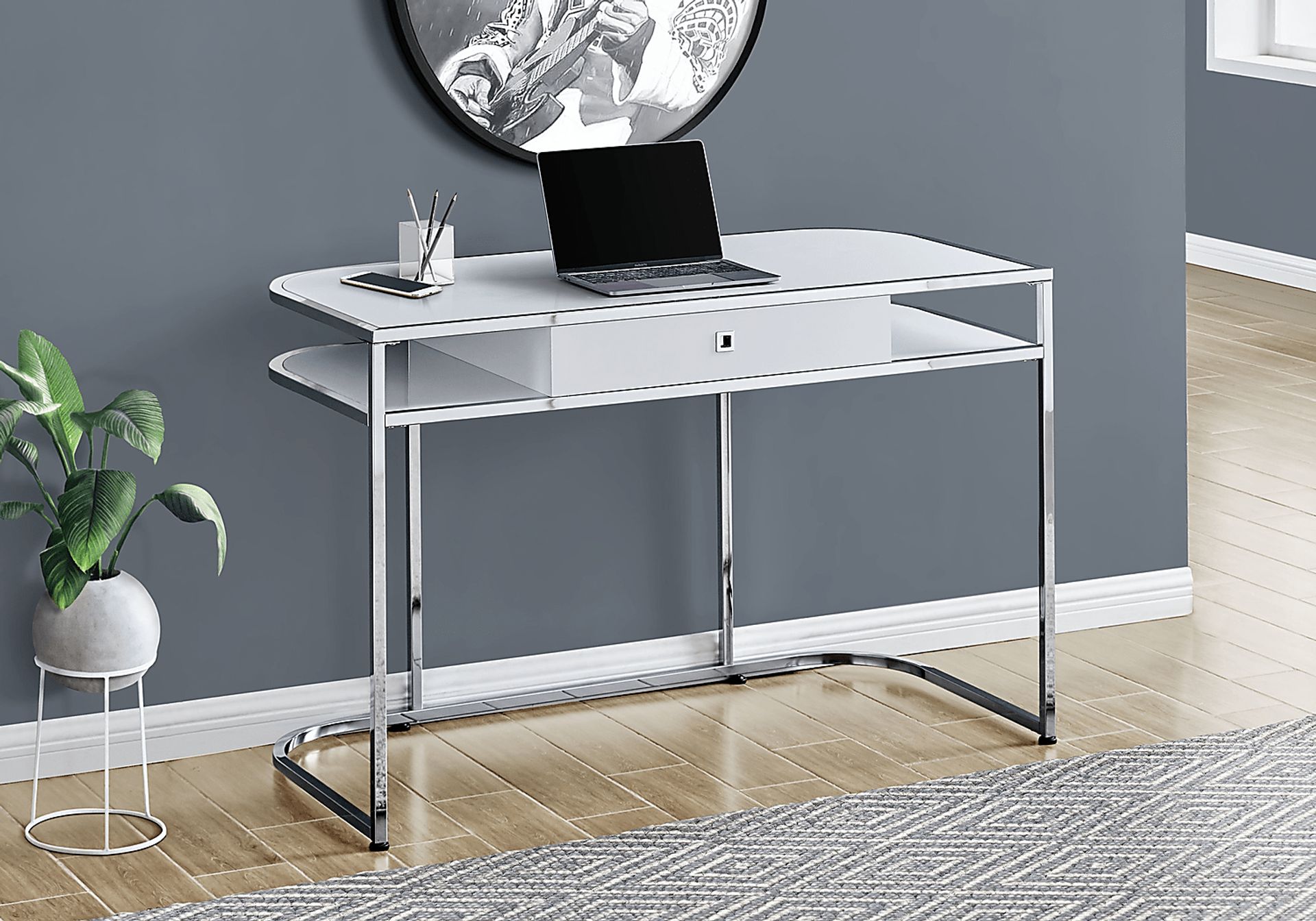 Amce White Desk - Image 2