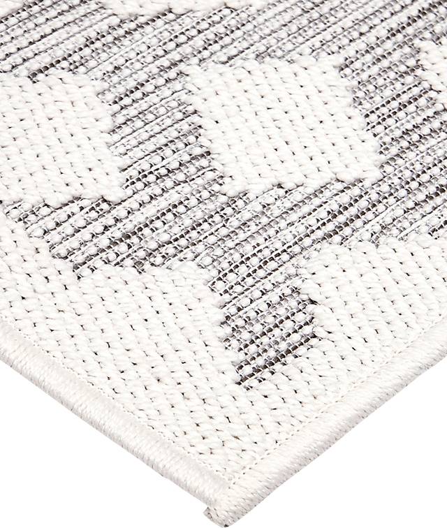 Amenia Gray 5'3 x 7'6 Rug - Thumbnail - Image 6