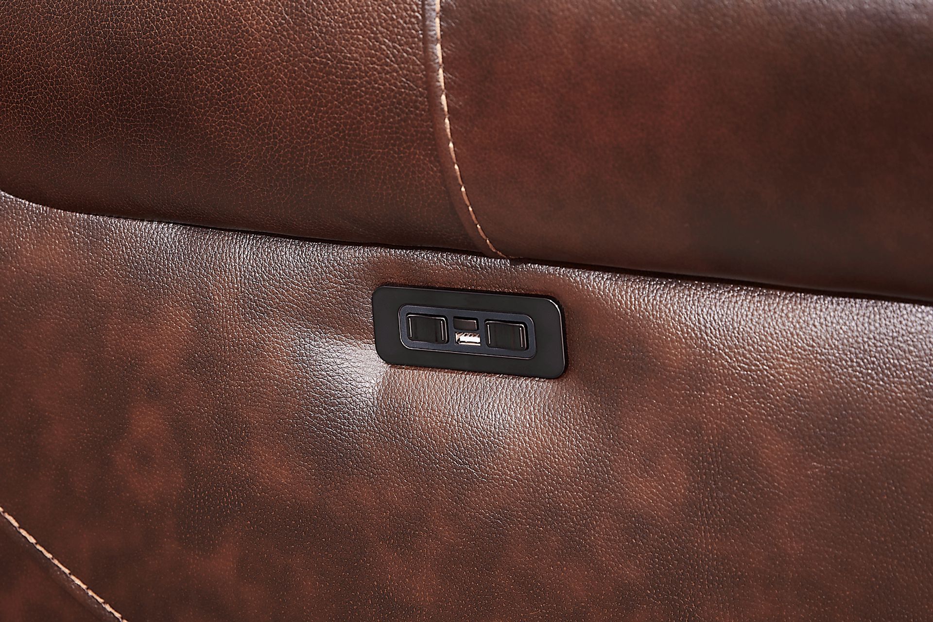 Amesbury Brown Leather Dual Power Reclining Console Loveseat - Image 5