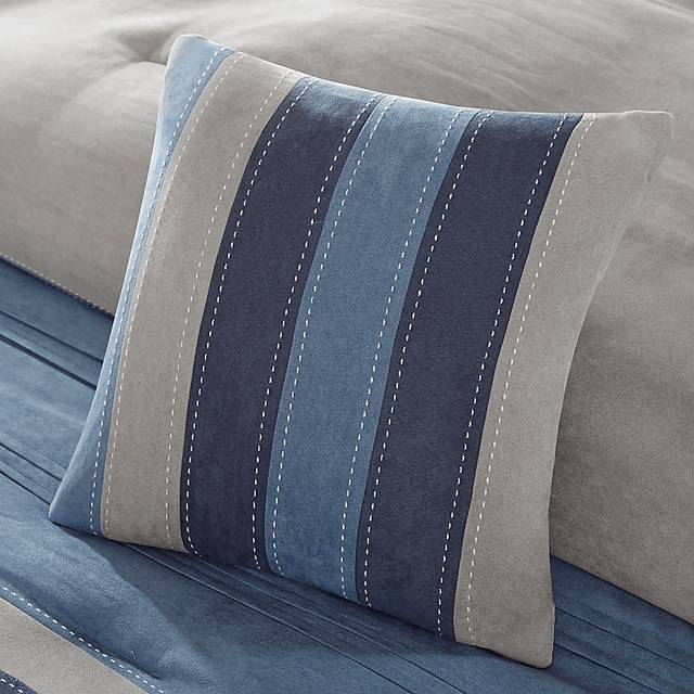 Amiah Navy 7 Pc King Comforter Set - Thumbnail - Image 5