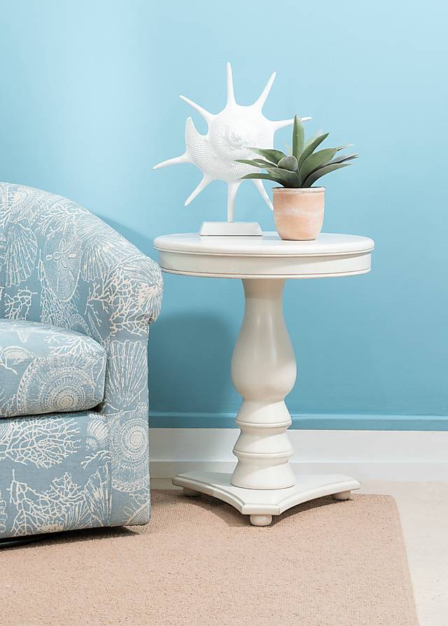 Amorette White Accent Table - Thumbnail - Image 2