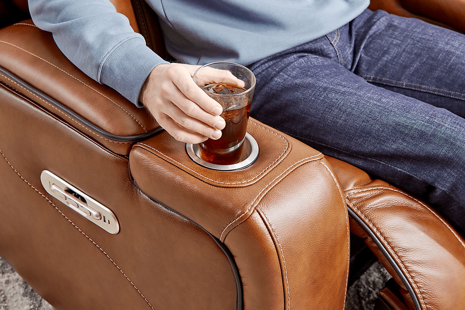 Amplify Brown 7 Pc Leather Triple Power Sectional Living Room with Recliner - Image 16