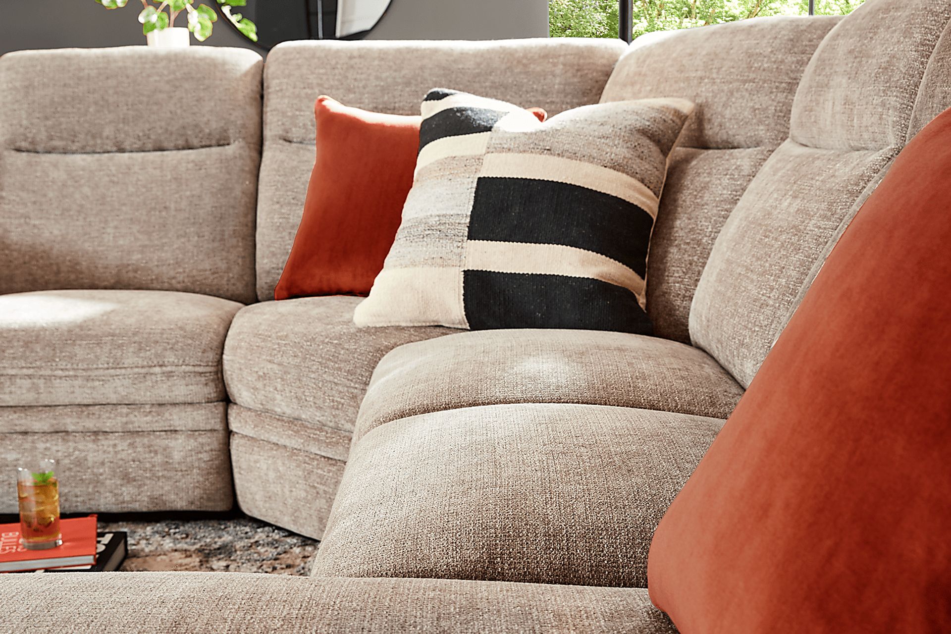 Anaheim Latte 6 Pc Dual Power Reclining Sleeper Sectional - Image 8