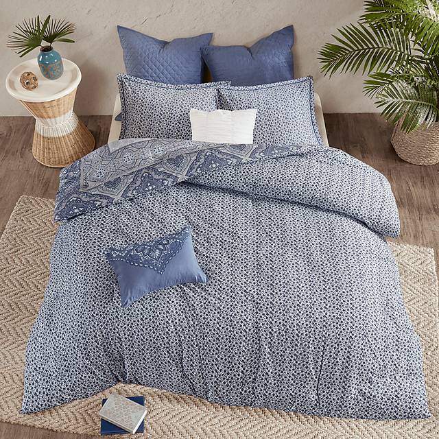 Analeah Blue 7 Pc King Duvet Cover Set - Thumbnail - Image 1