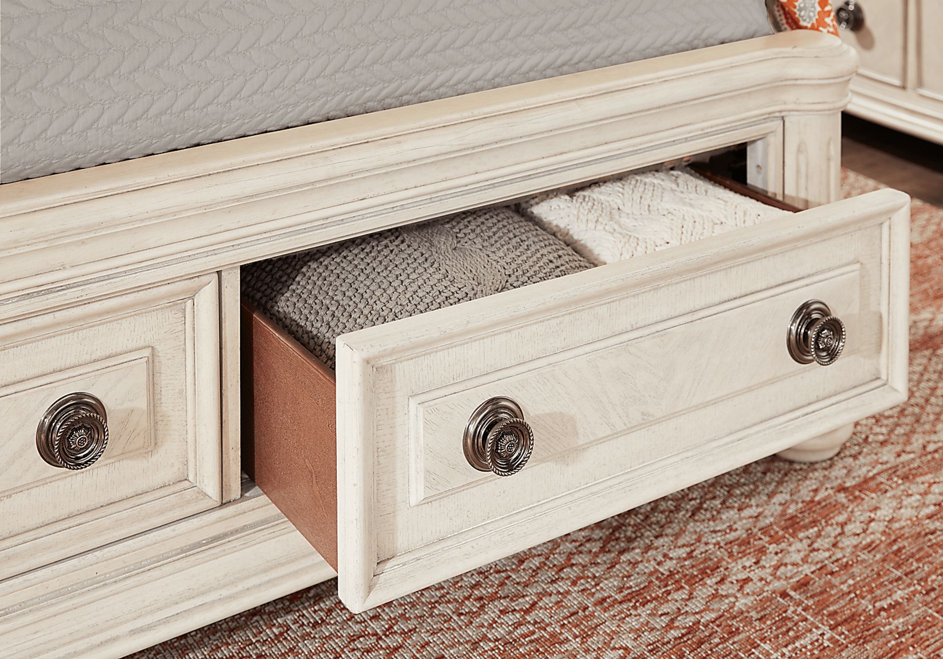 Anastasia White 7 Pc King Panel Bedroom with Storage - Image 3