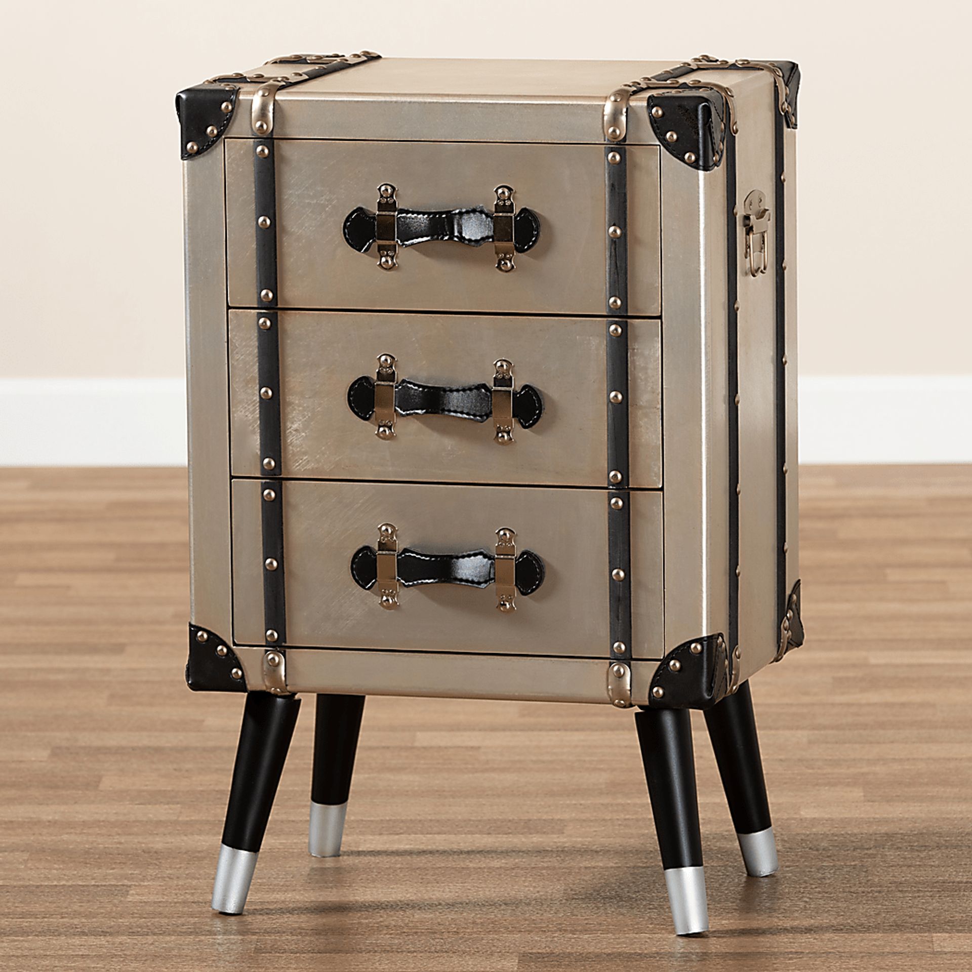 Anihinga Silver Accent Cabinet - Image 11