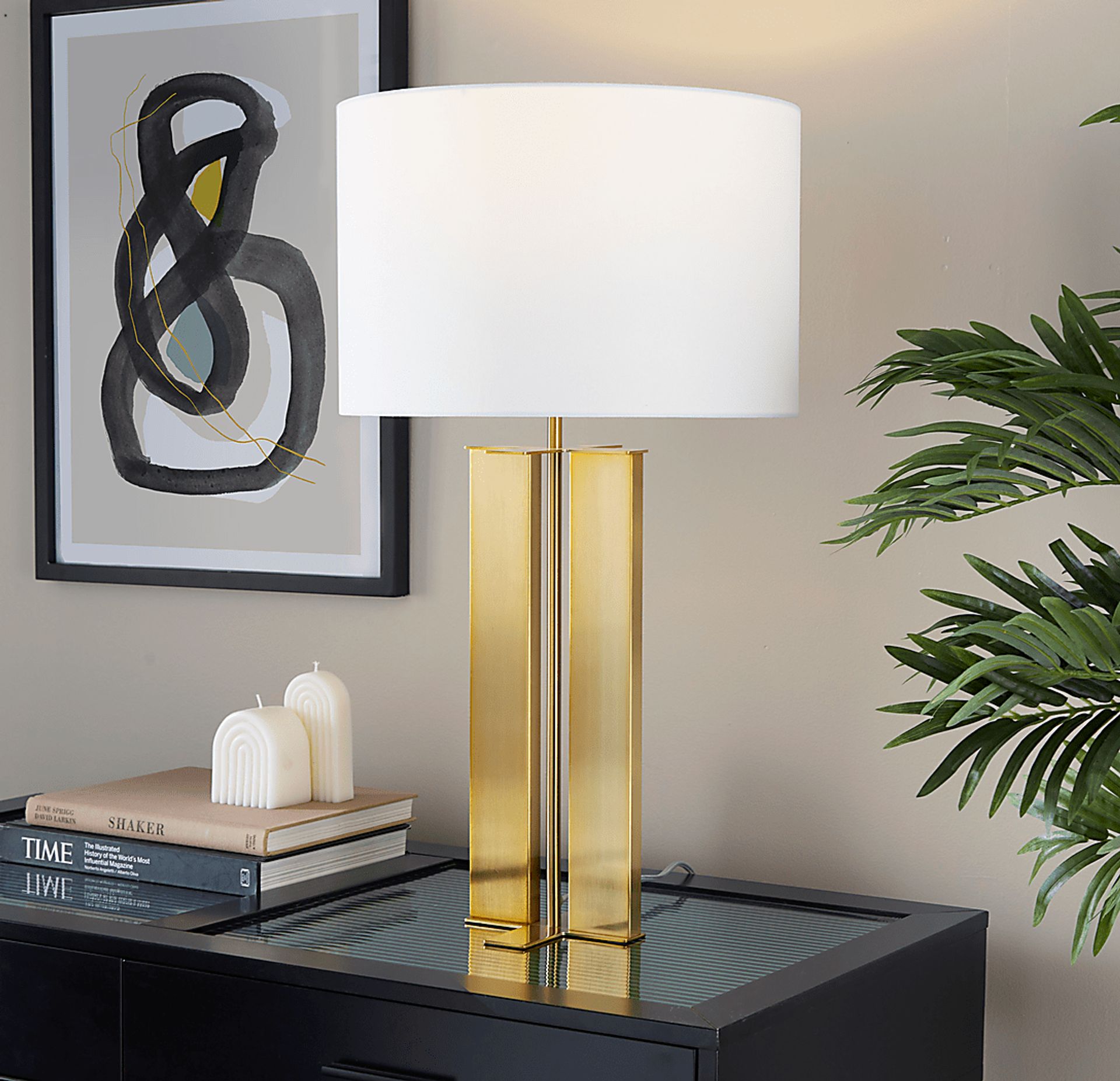 Annabelle Gate Gold Lamp - Image 3