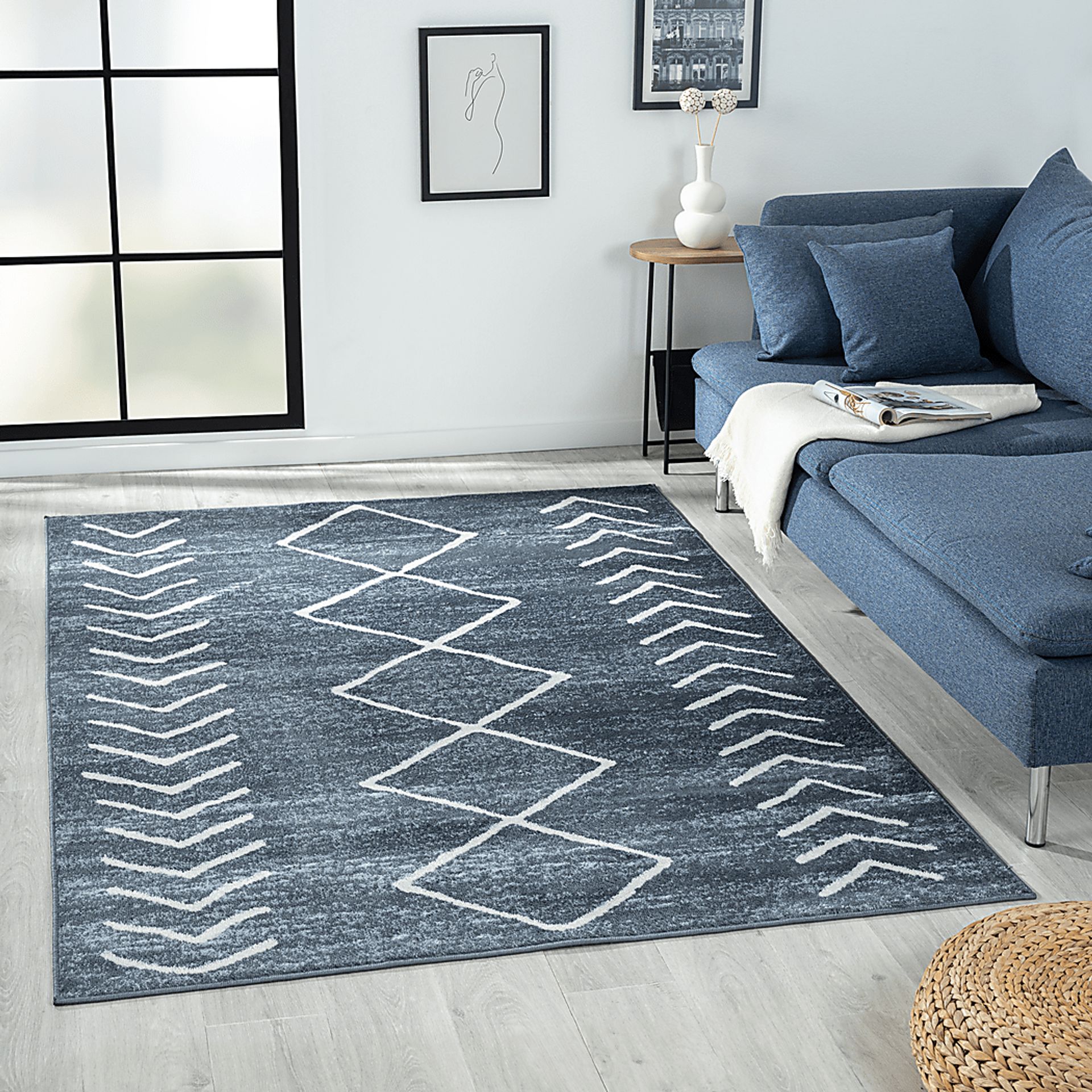 Annendale Blue 5' x 7' Rug - Image 2