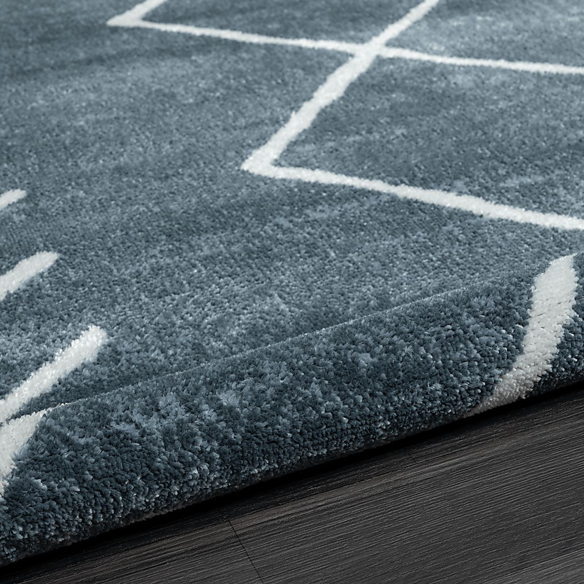 Annendale Blue 5' x 7' Rug