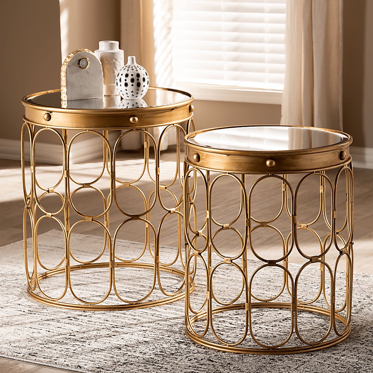 Anselmo Gold Colorsmetal Set Of 2 Accent Tables Rooms To Go