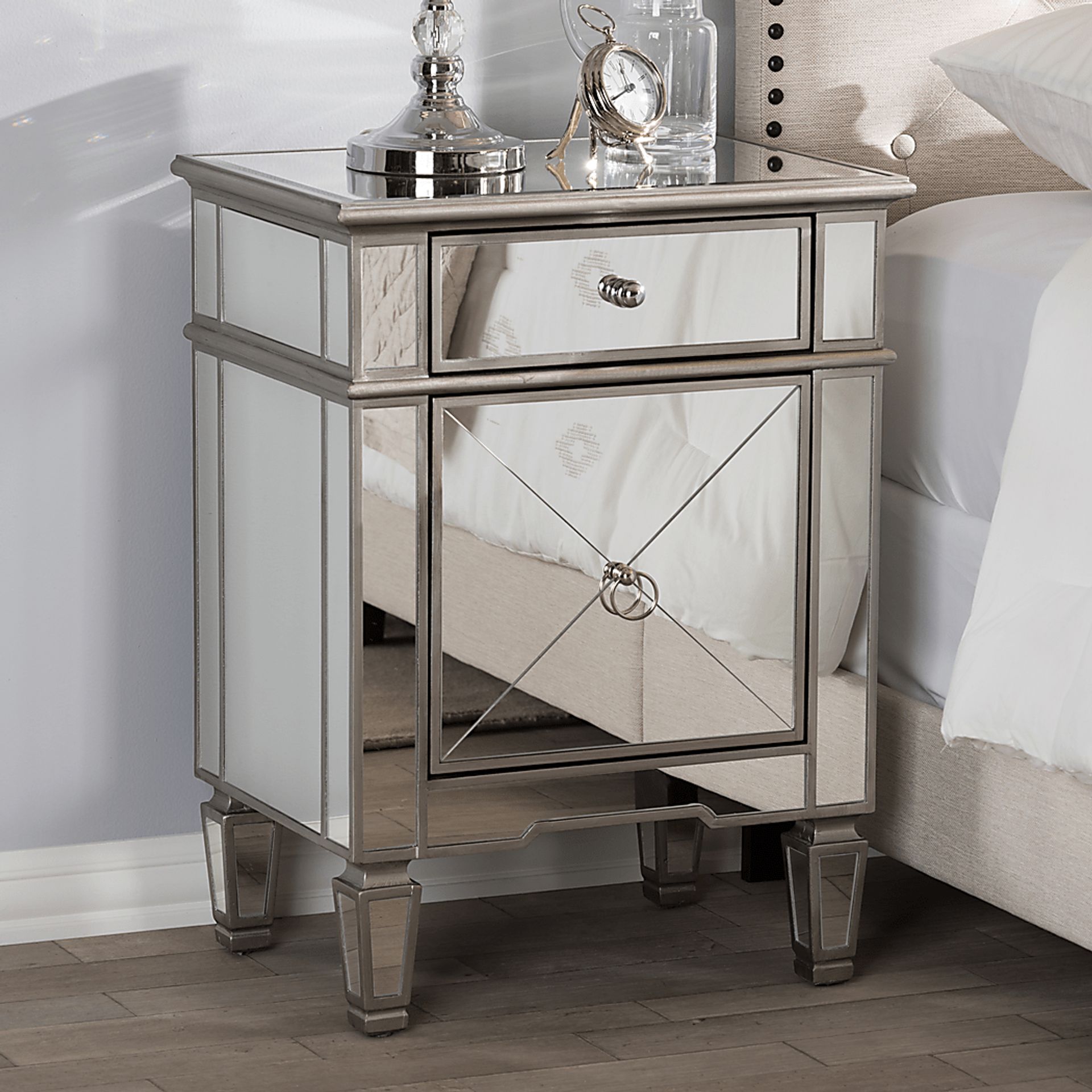 Ansoft Silver End Table - Image 3