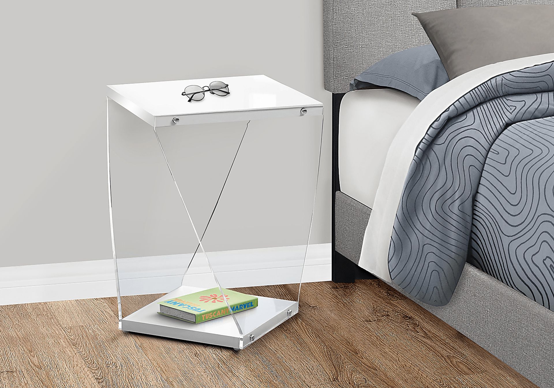 Ansted White Accent Table - Image 3