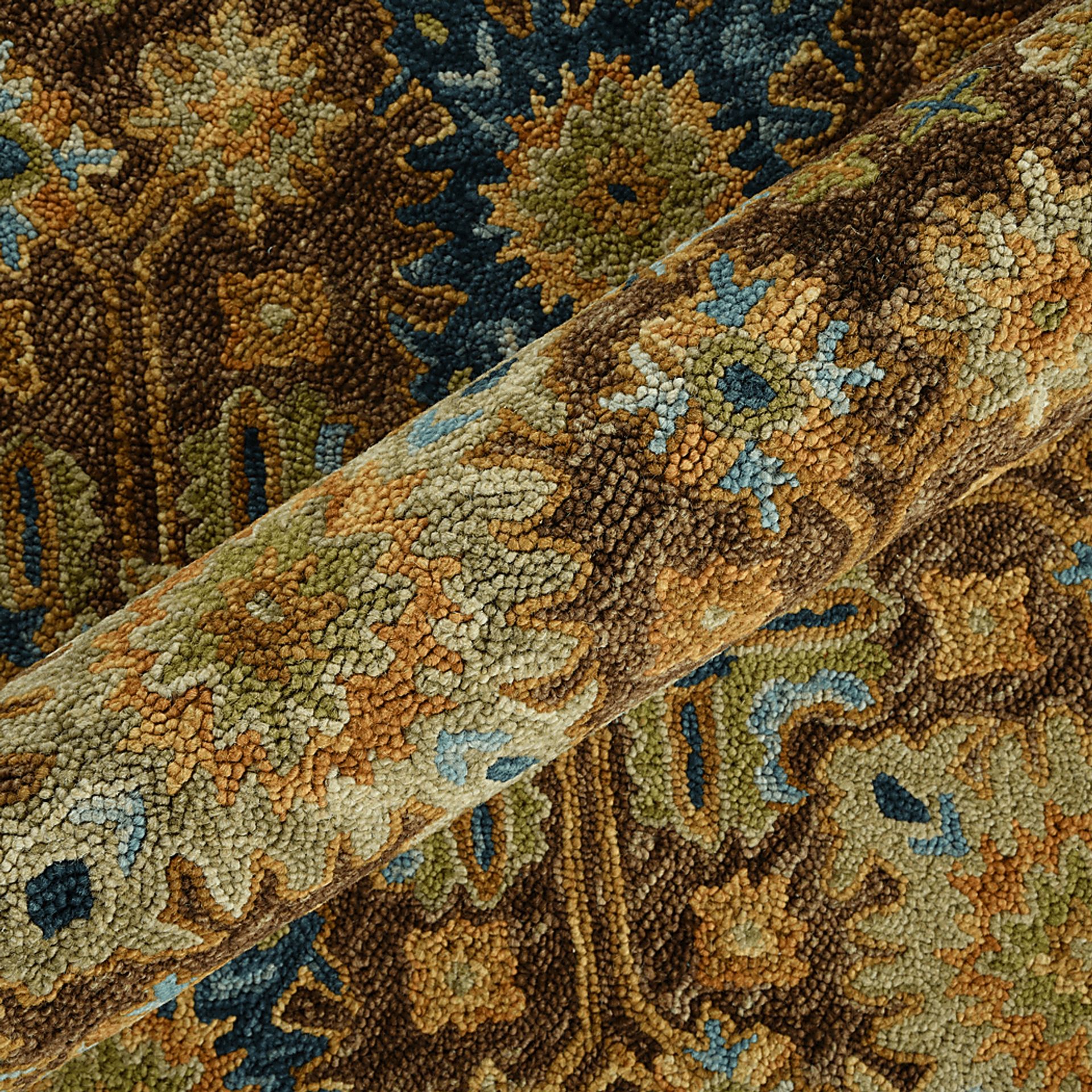 Antike Brown 8' x 10' Rug - Image 9