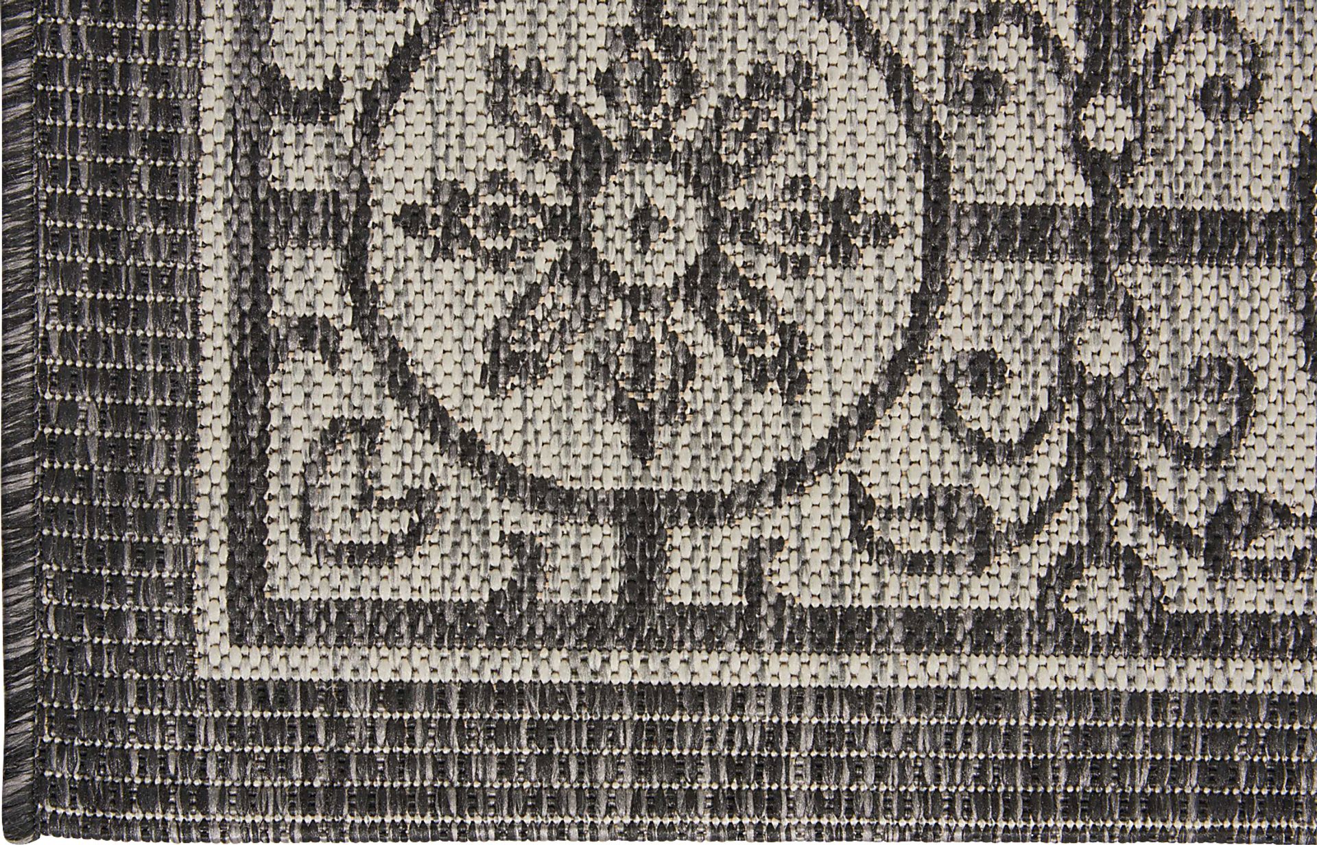 Anvita Ivory 5' x 7' Indoor/Outdoor Rug - Image 4