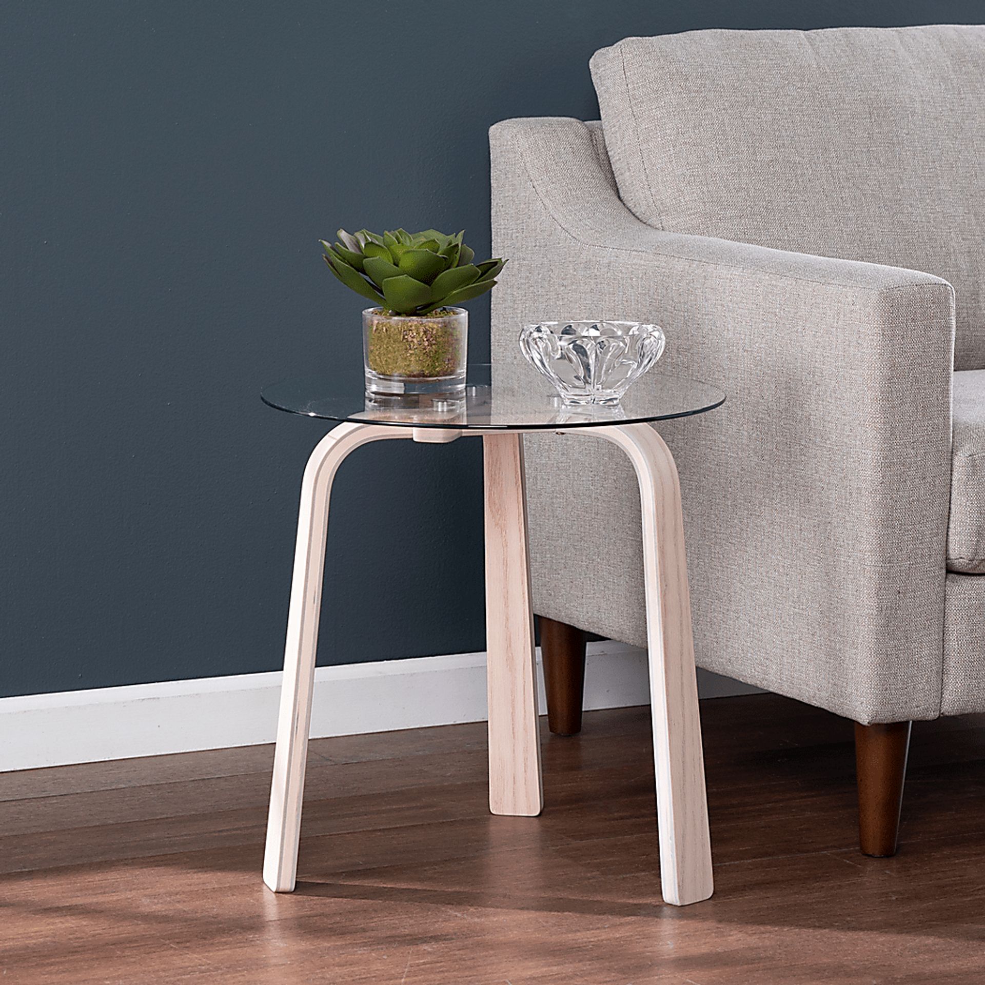 Anwick Natural End Table - Image 4