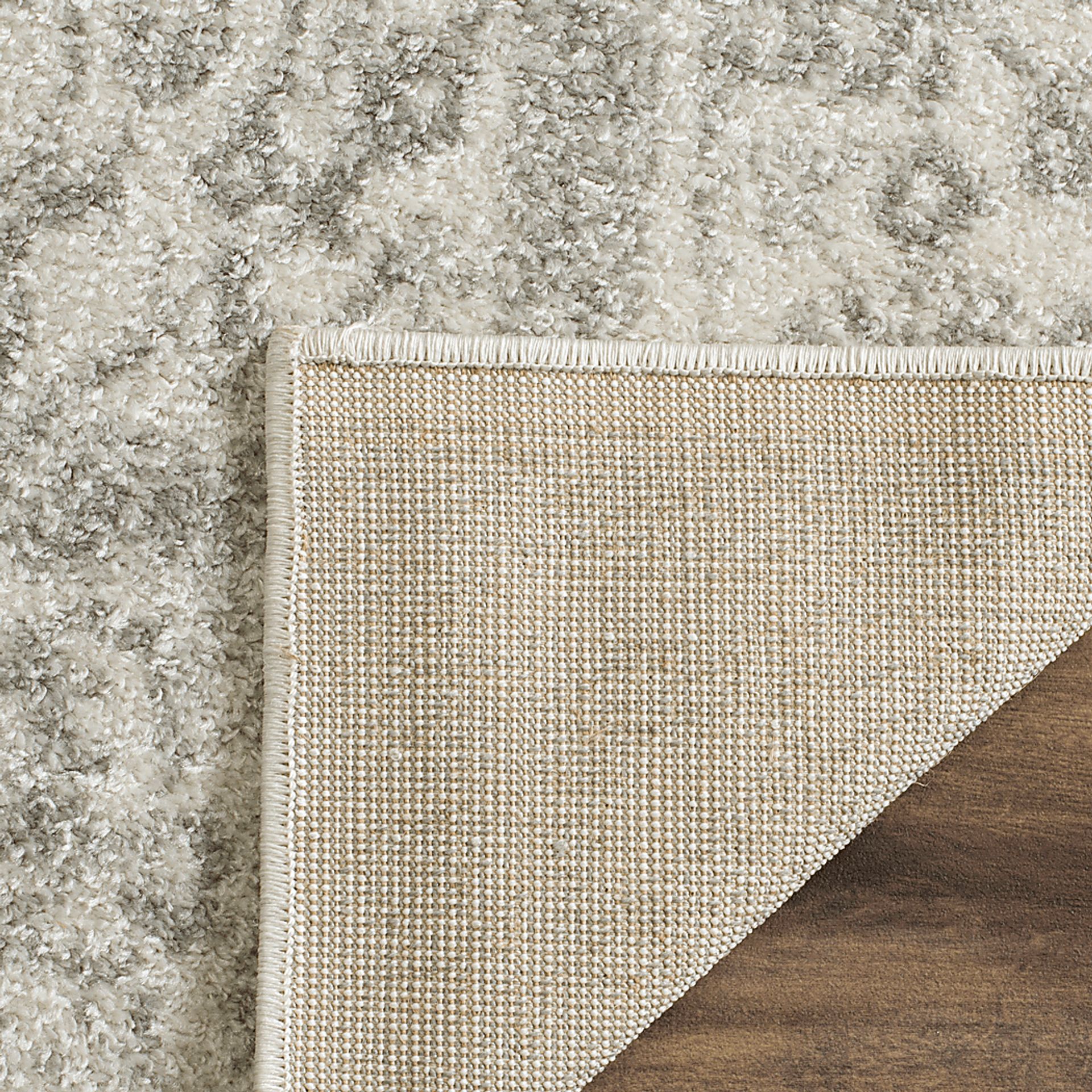 Ardyne Ivory 5' x 8' Rug - Image 3