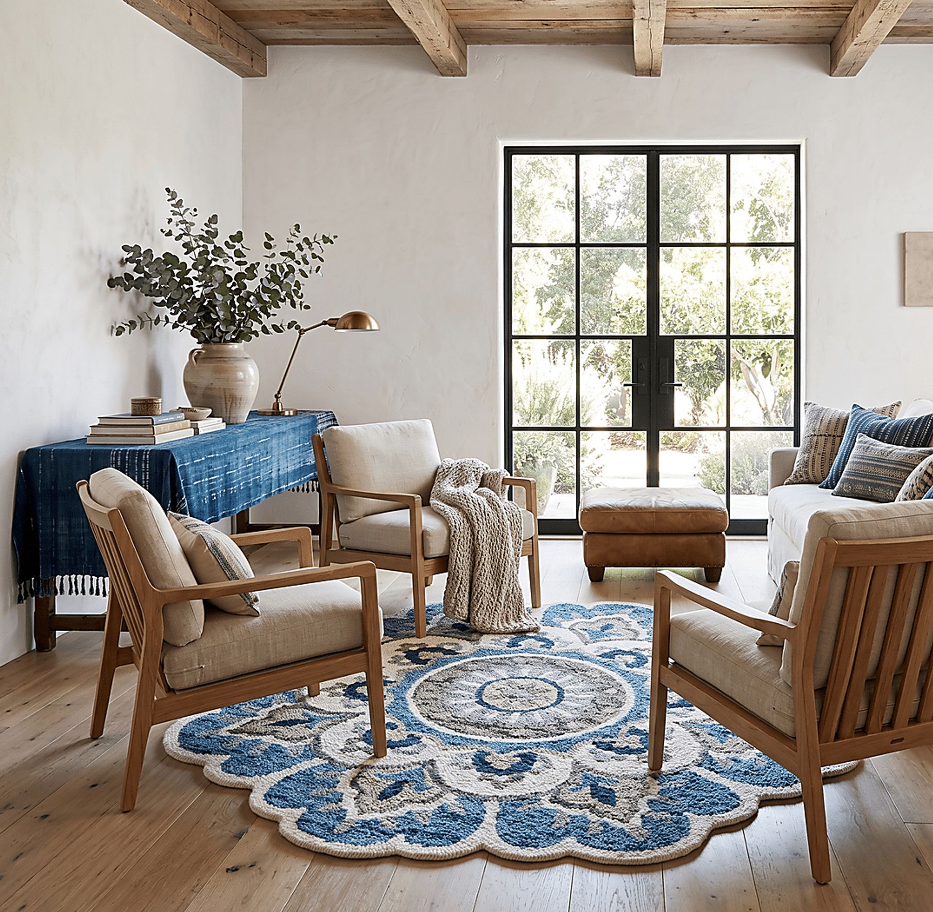 Ariam Blue 4' Round Rug - Image 9