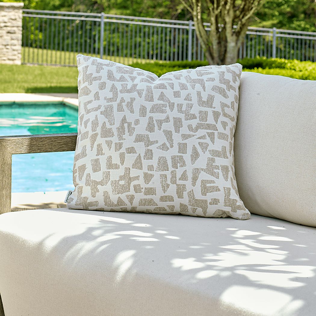 Arika Accent Pillow