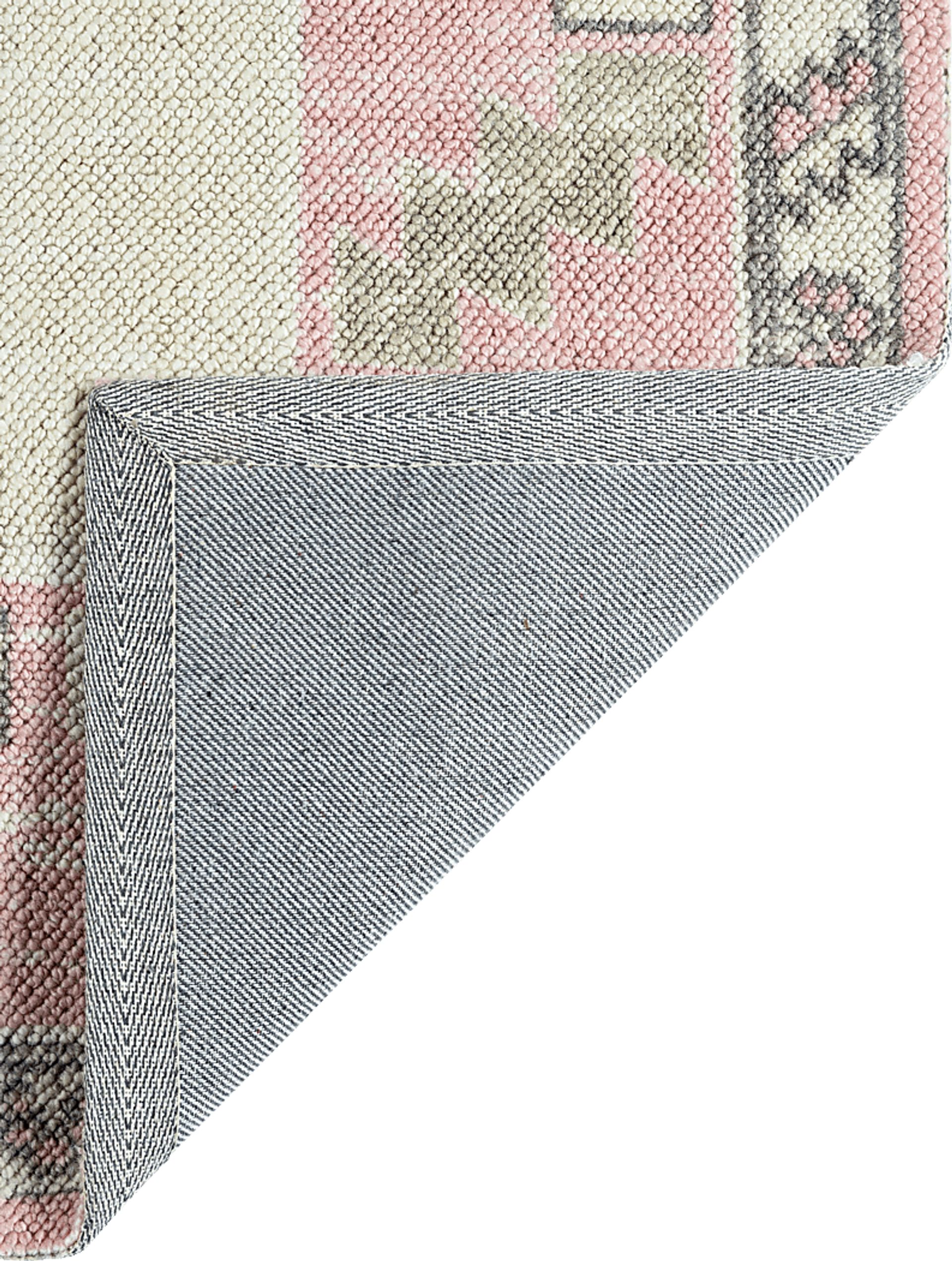 Arisha Pink 3'3 x 5' Rug - Image 3
