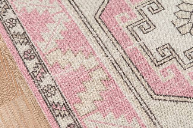 Arisha Pink 7'9 x 9'10 Rug - Thumbnail - Image 5