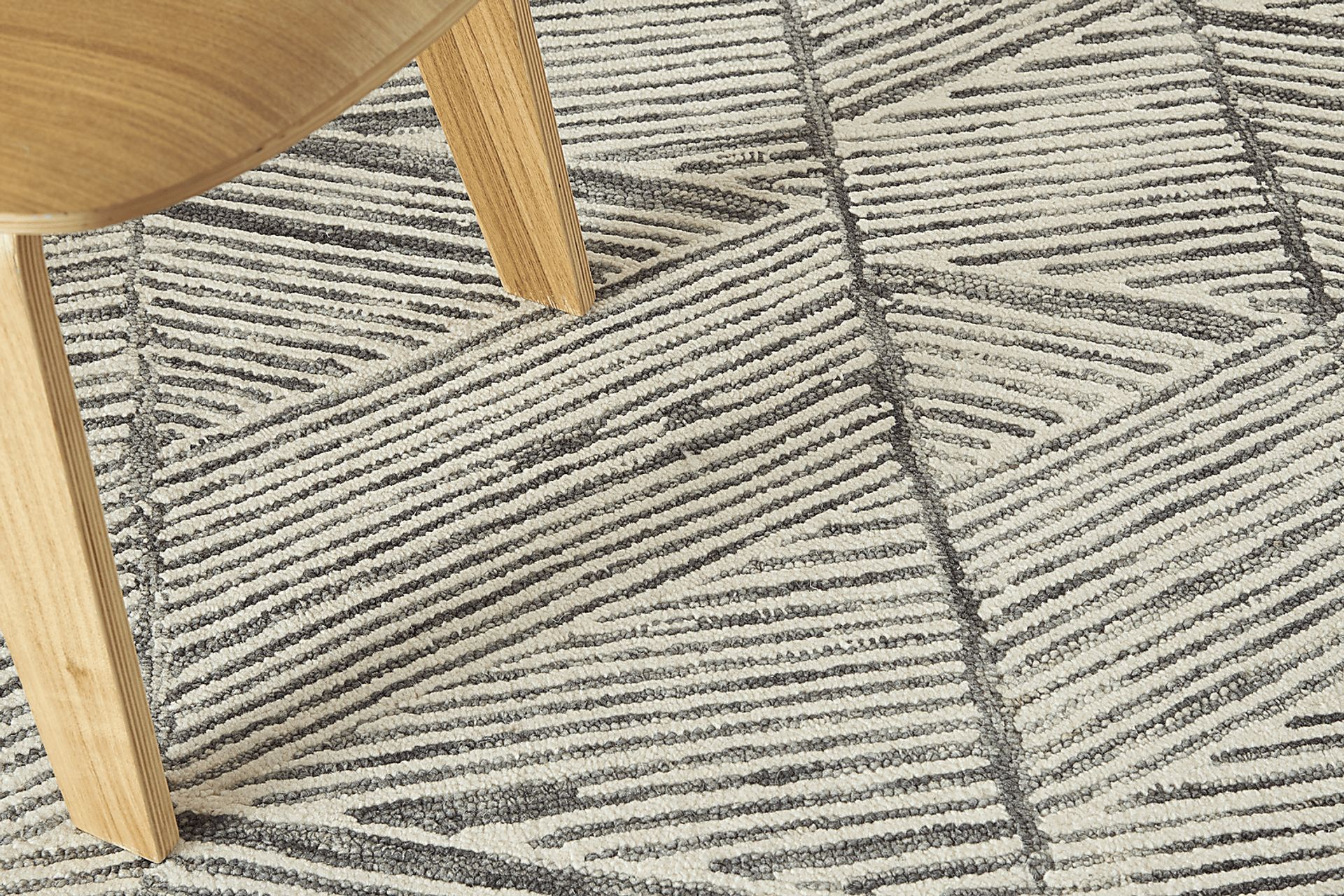 Aryla Gray/White 8'3 x 11'6 Rug - Image 7