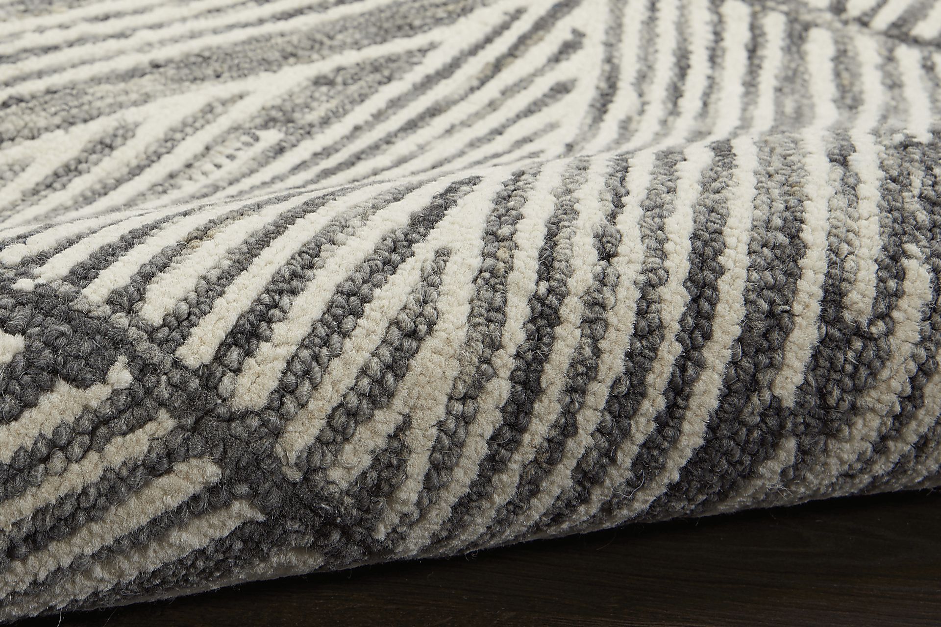 Aryla Gray/White 8'3 x 11'6 Rug - Image 9