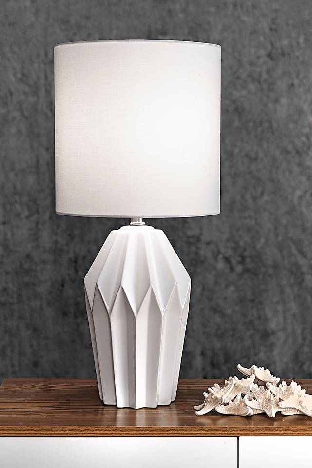 Ashbluff White Lamp - Thumbnail - Image 2