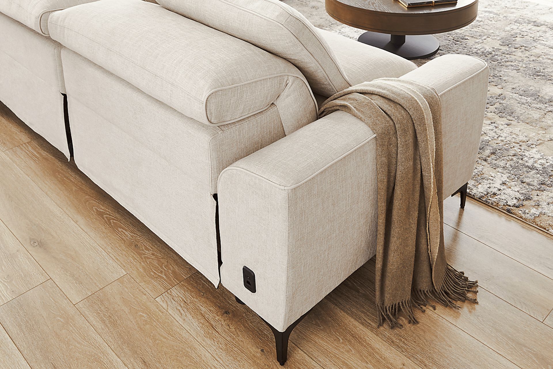 Aspen Sand 6 Pc Dual Power Reclining Sectional with Media Console - Image 3