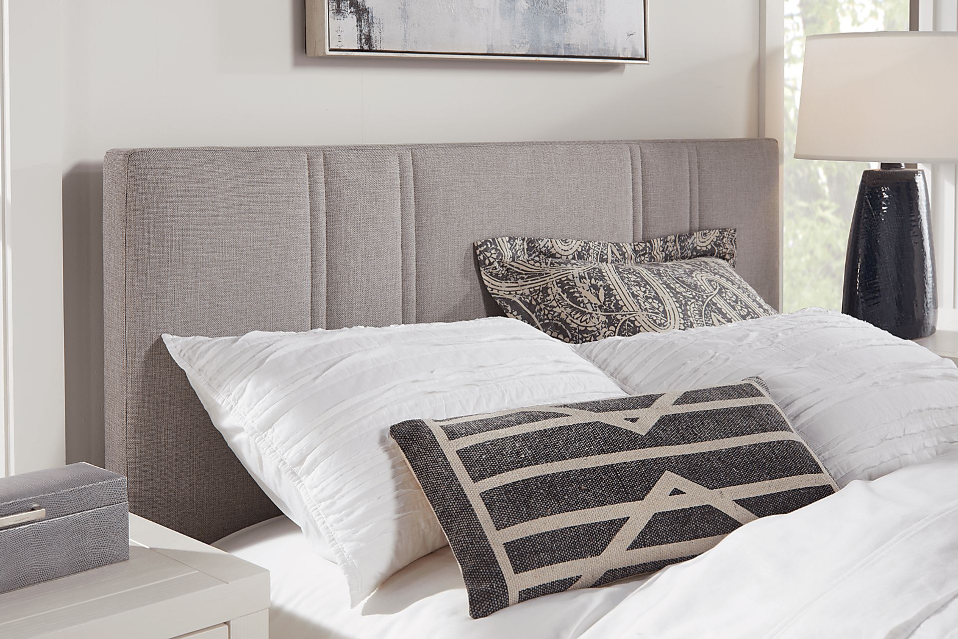 Aubrielle Sand 3 Pc Queen Upholstered Bed - Image 2