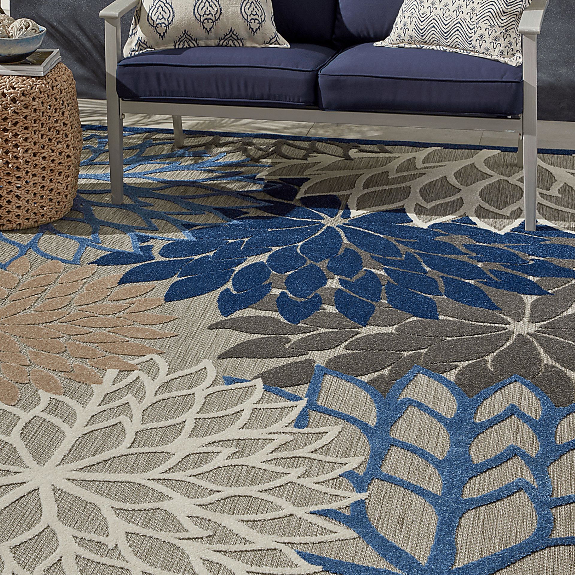 Audry Blue 5' x 8' Indoor/Outdoor Rug - Image 10