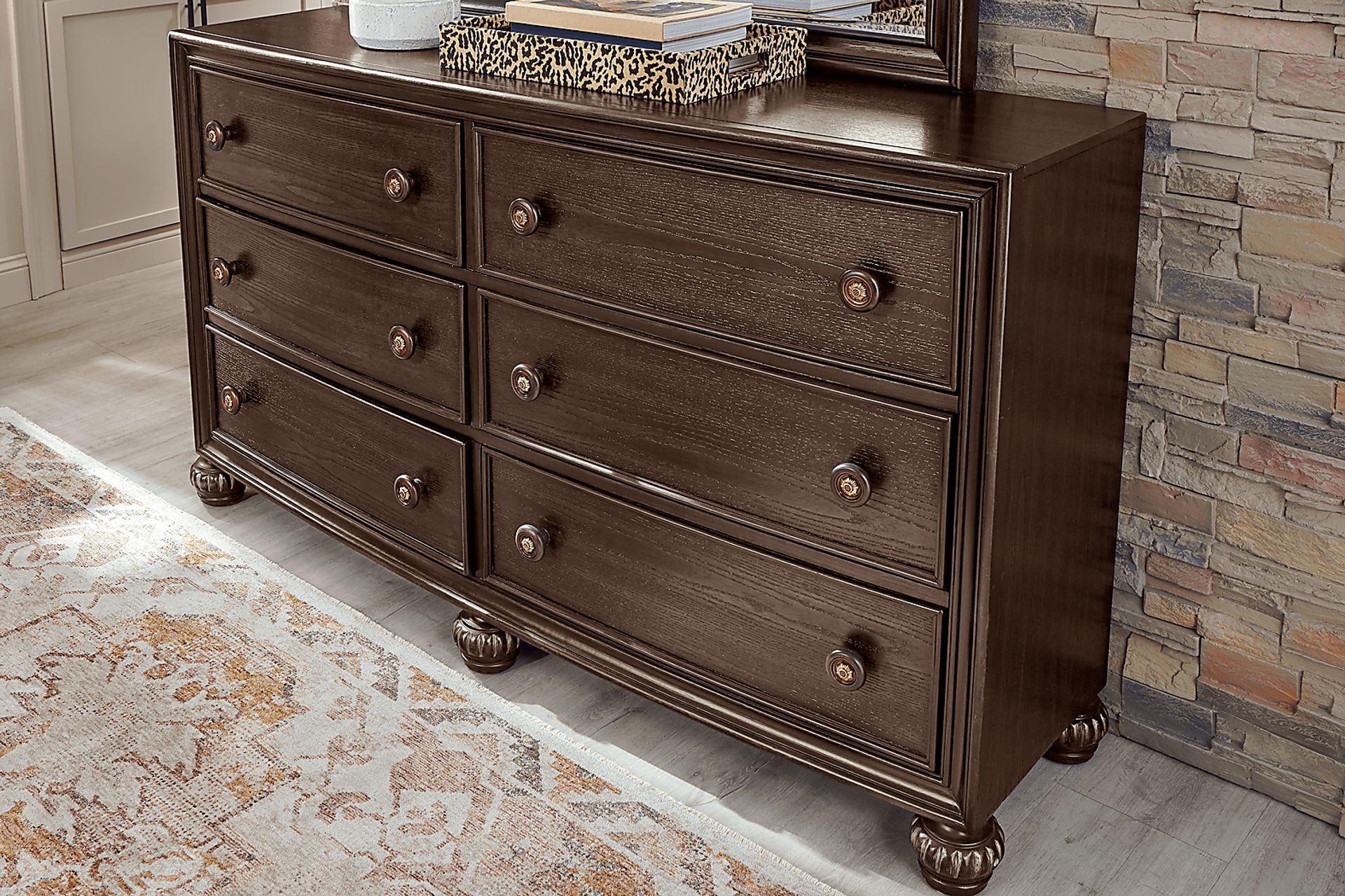 Augustine Brown 7 Pc Queen Arched Panel Bedroom - Image 4
