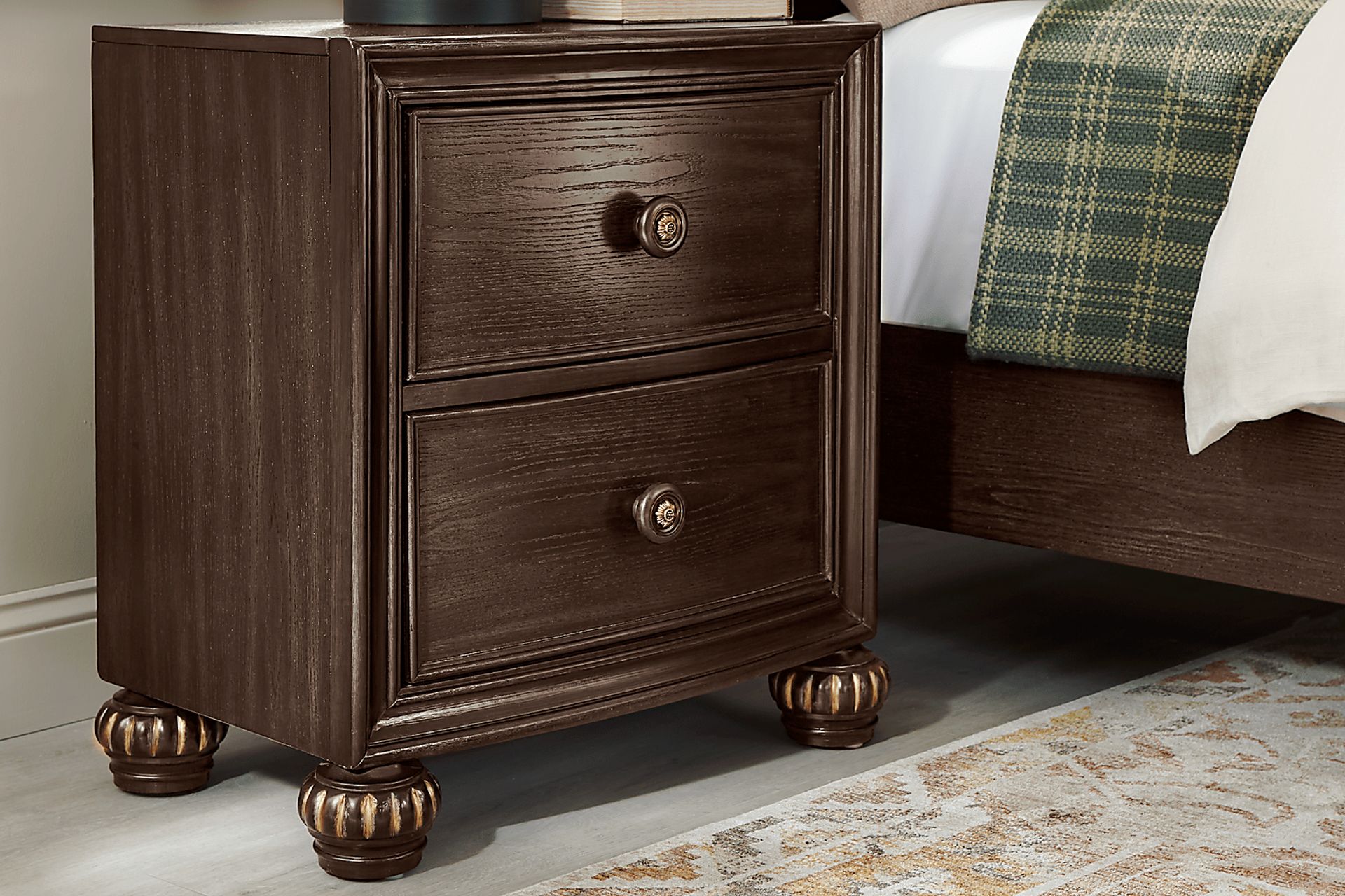 Augustine Brown 7 Pc Queen Arched Panel Bedroom - Image 9