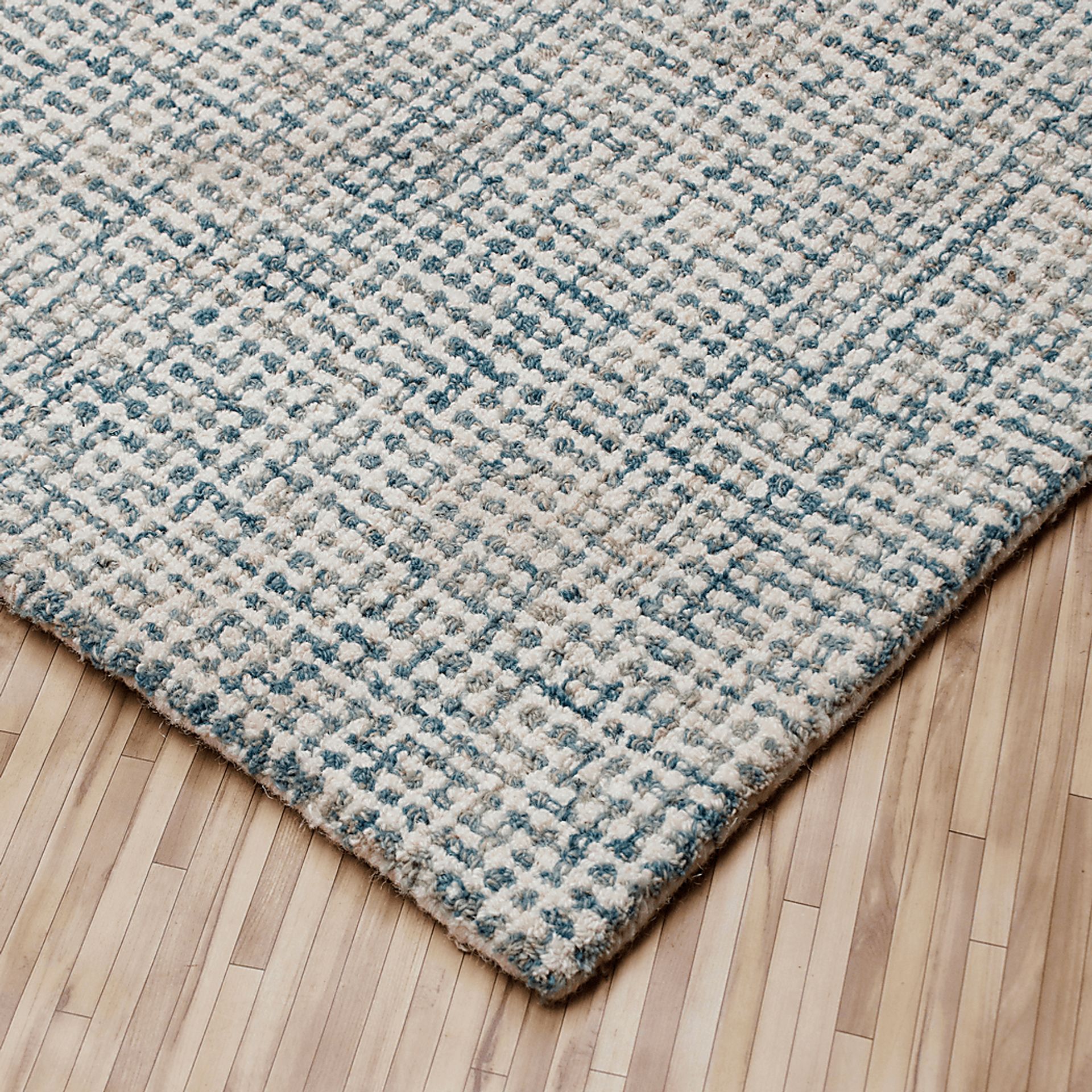 Avenlyn Blue 7'9 x 9'9 Rug - Image 5