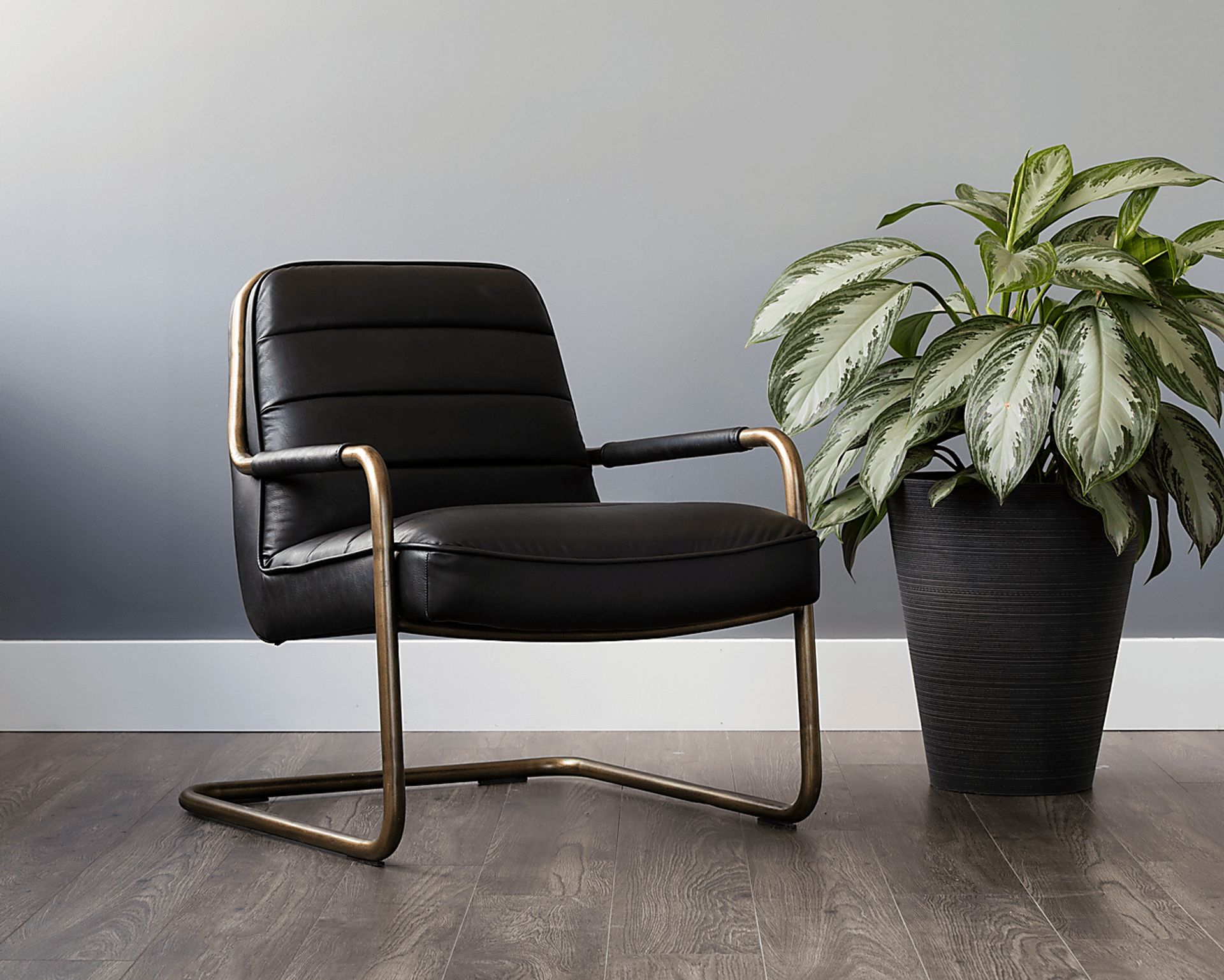 Avinyo Black Accent Chair - Image 7