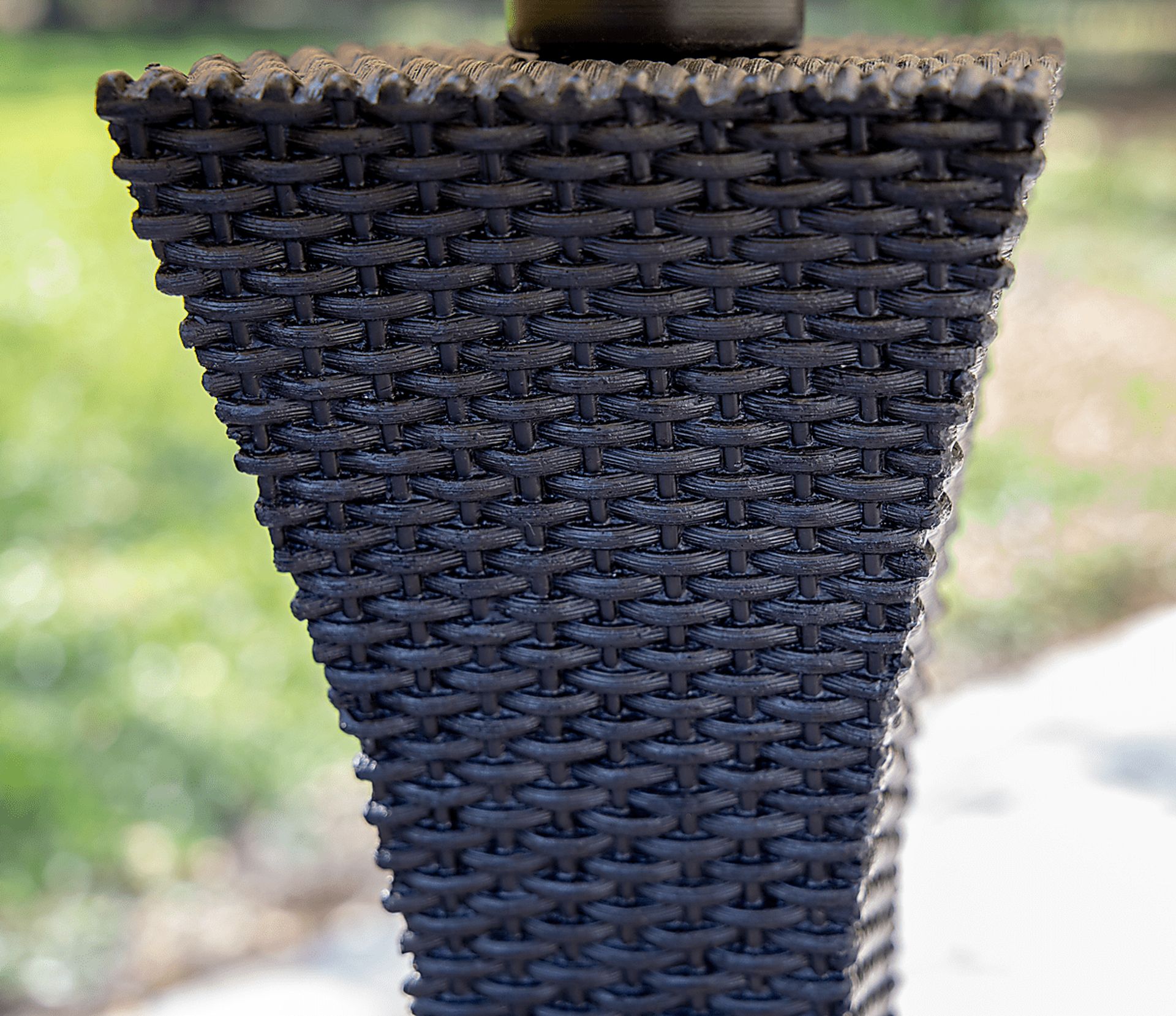 Avon Island  Black Outdoor Table Lamp - Image 7