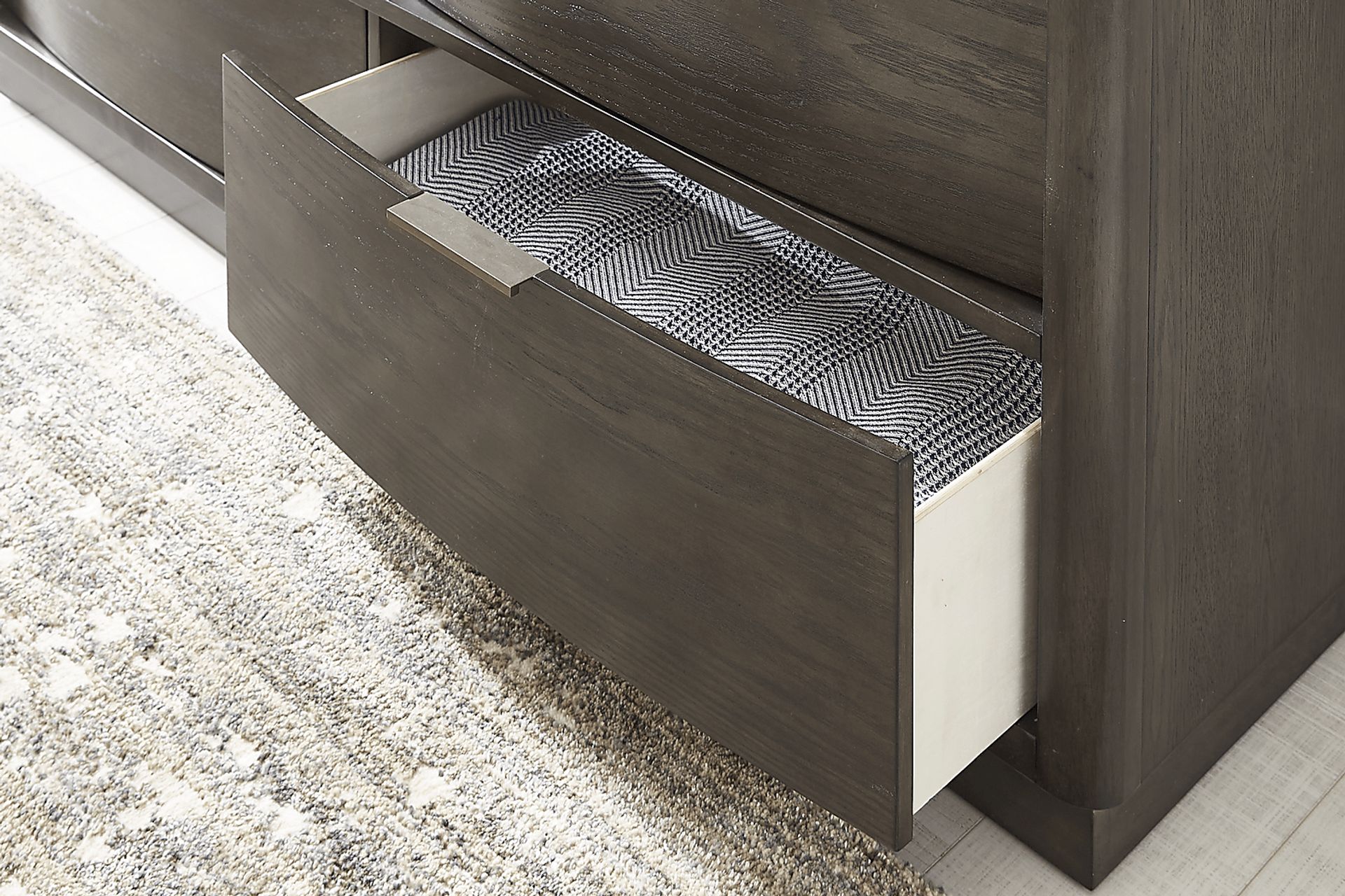 Avona Place Brown Dresser - Image 3