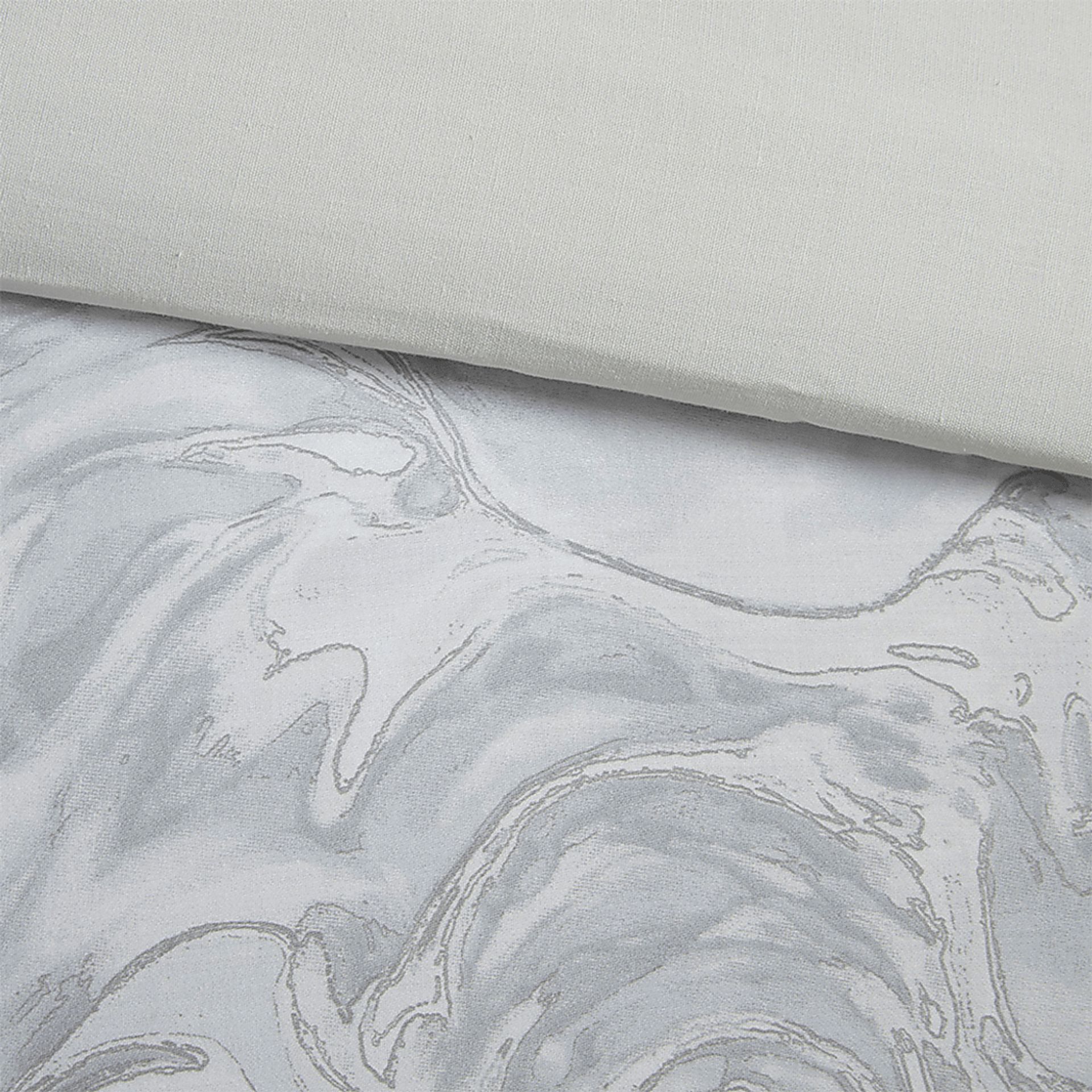 Avoyelles Gray 7 Pc King Comforter Set - Image 8