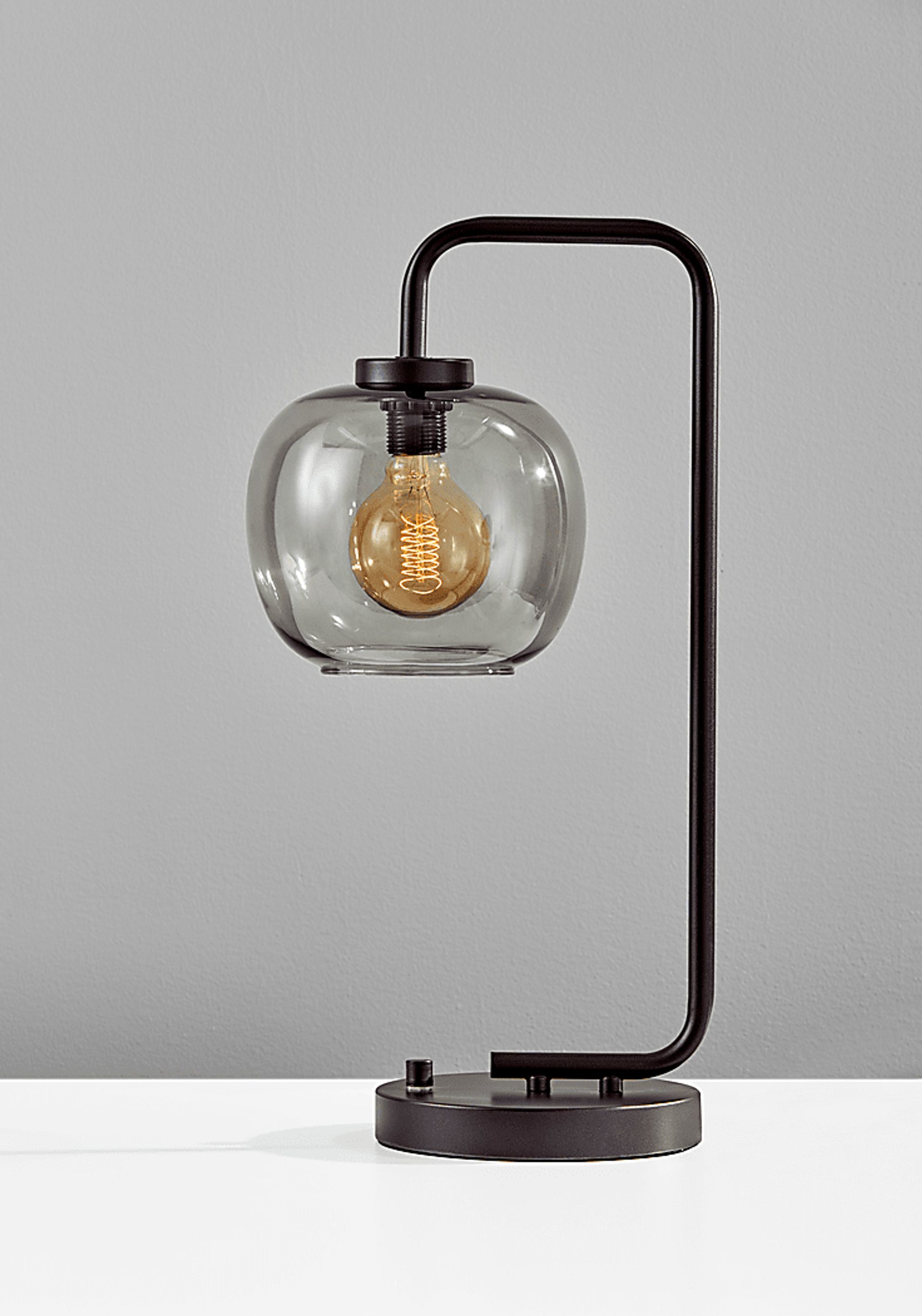 Aynlee Black 10.5 in. Lamp - Image 4
