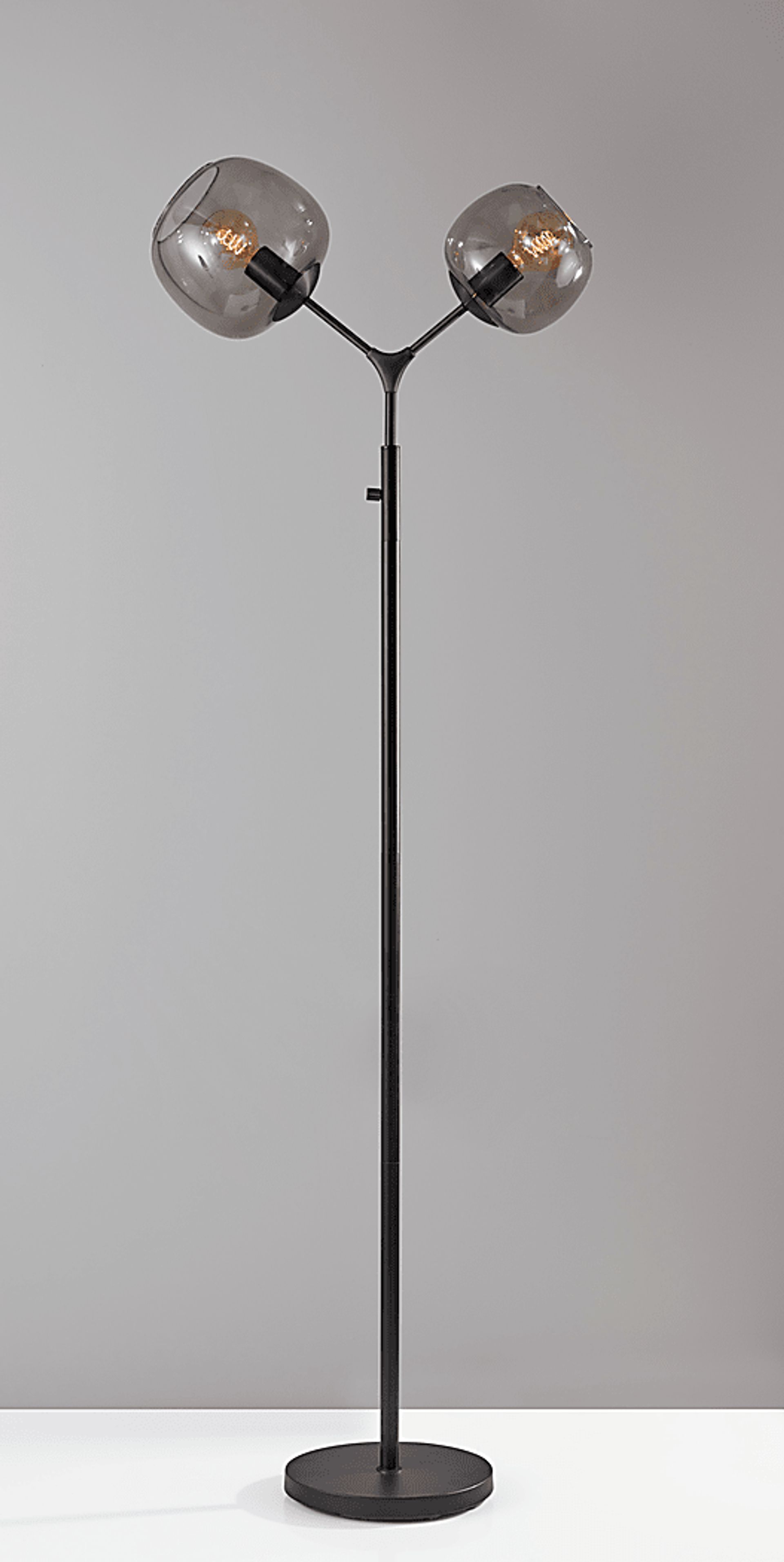 Aynlee Black 2 Arm Floor Lamp - Image 4