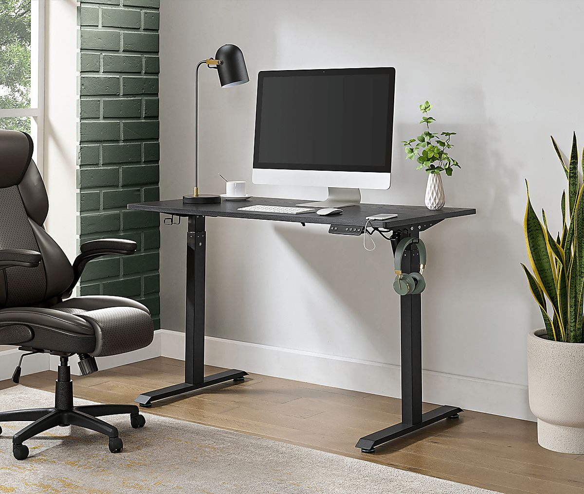 Baben Black Metal Adjustable Height | Rooms to Go
