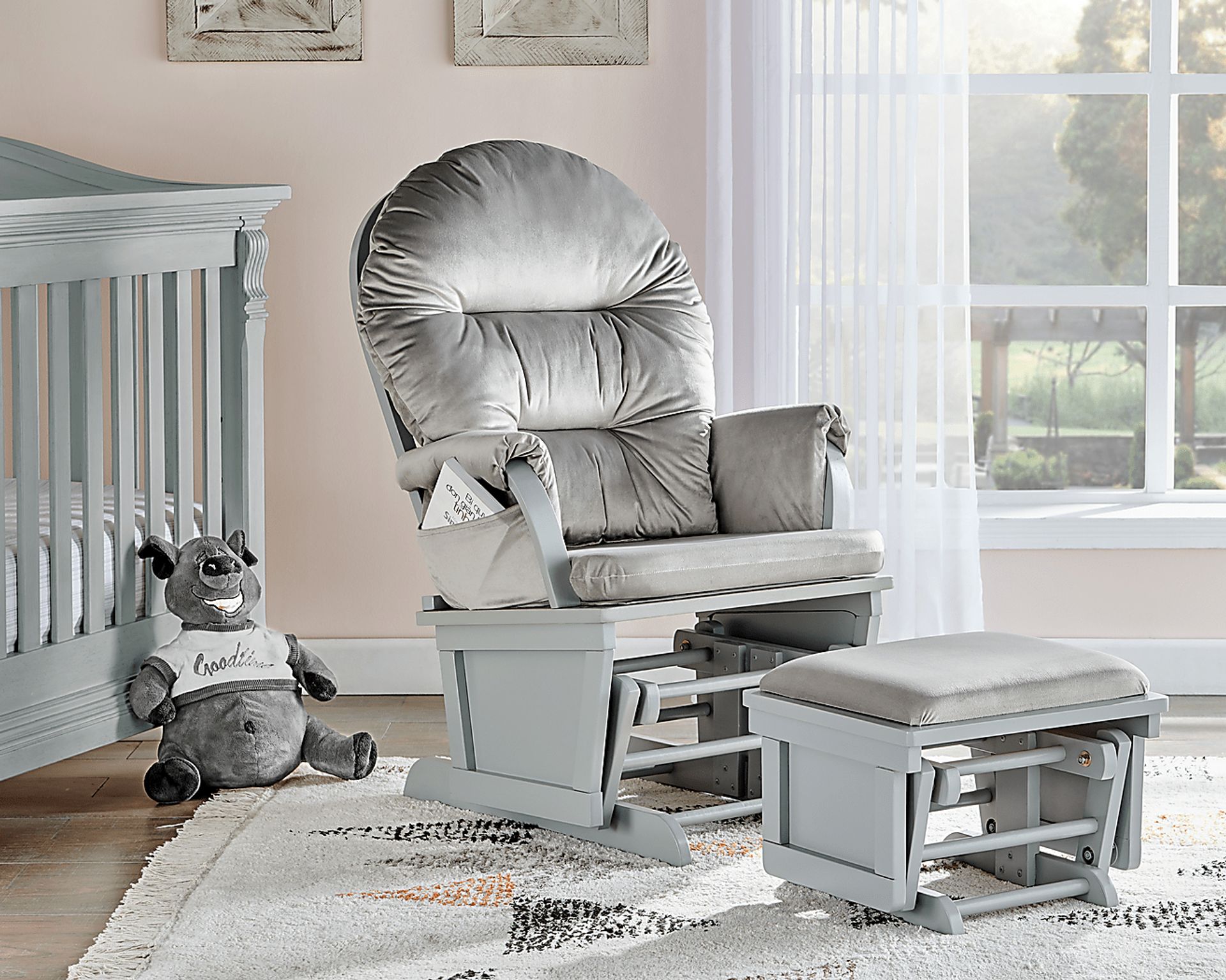 Faolan Light Gray Glider And Ottoman Rooms to Go